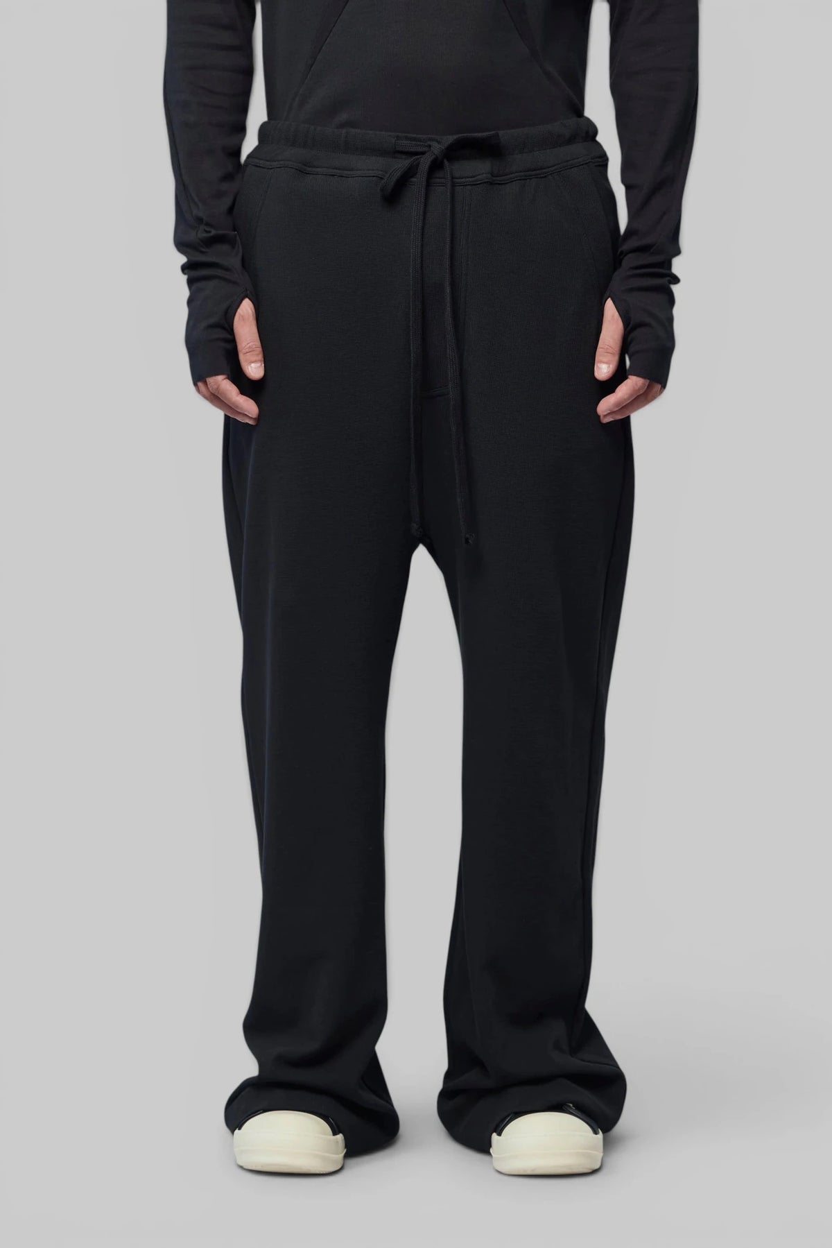 Thom Krom - M ST 534 - LABELS