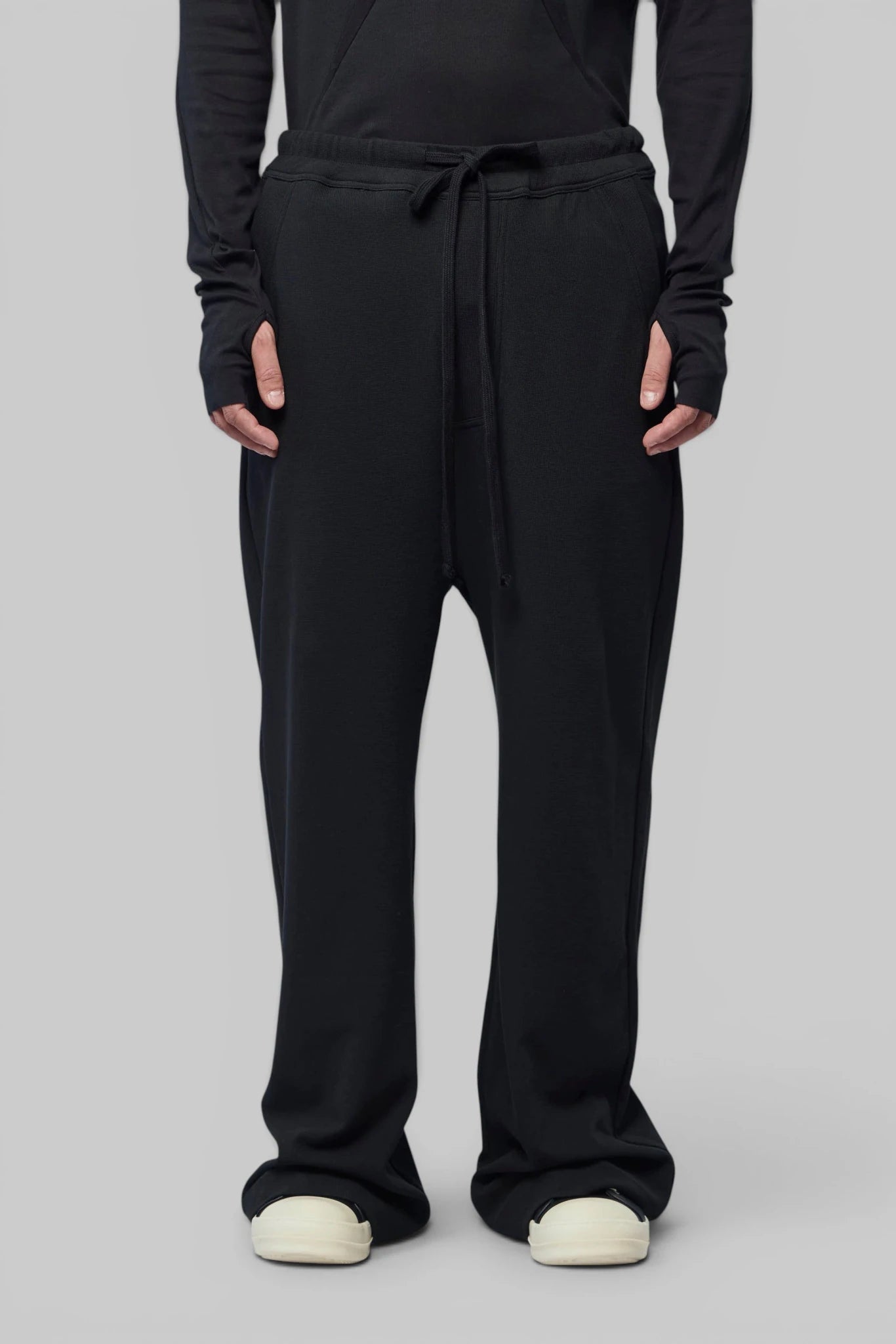 Thom Krom - M ST 534 - LABELS