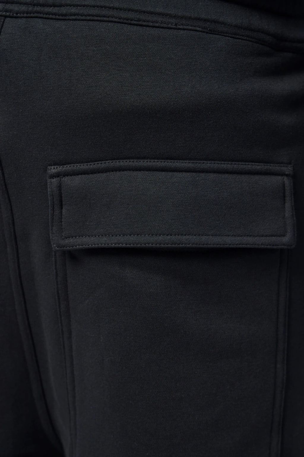 Thom Krom - M ST 540 - LABELS