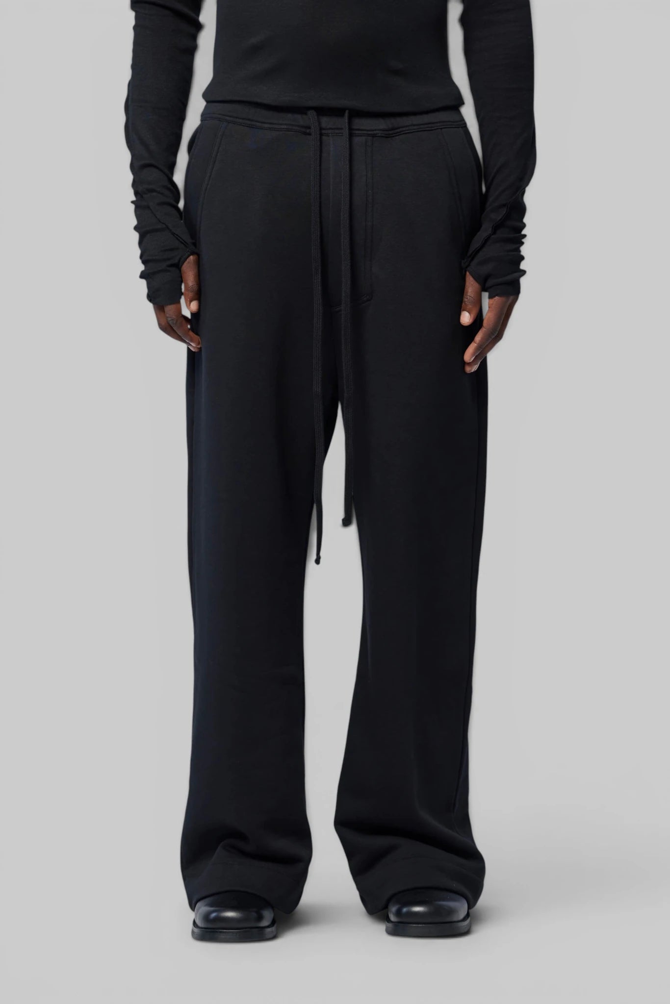 Thom Krom - M ST 540 - LABELS