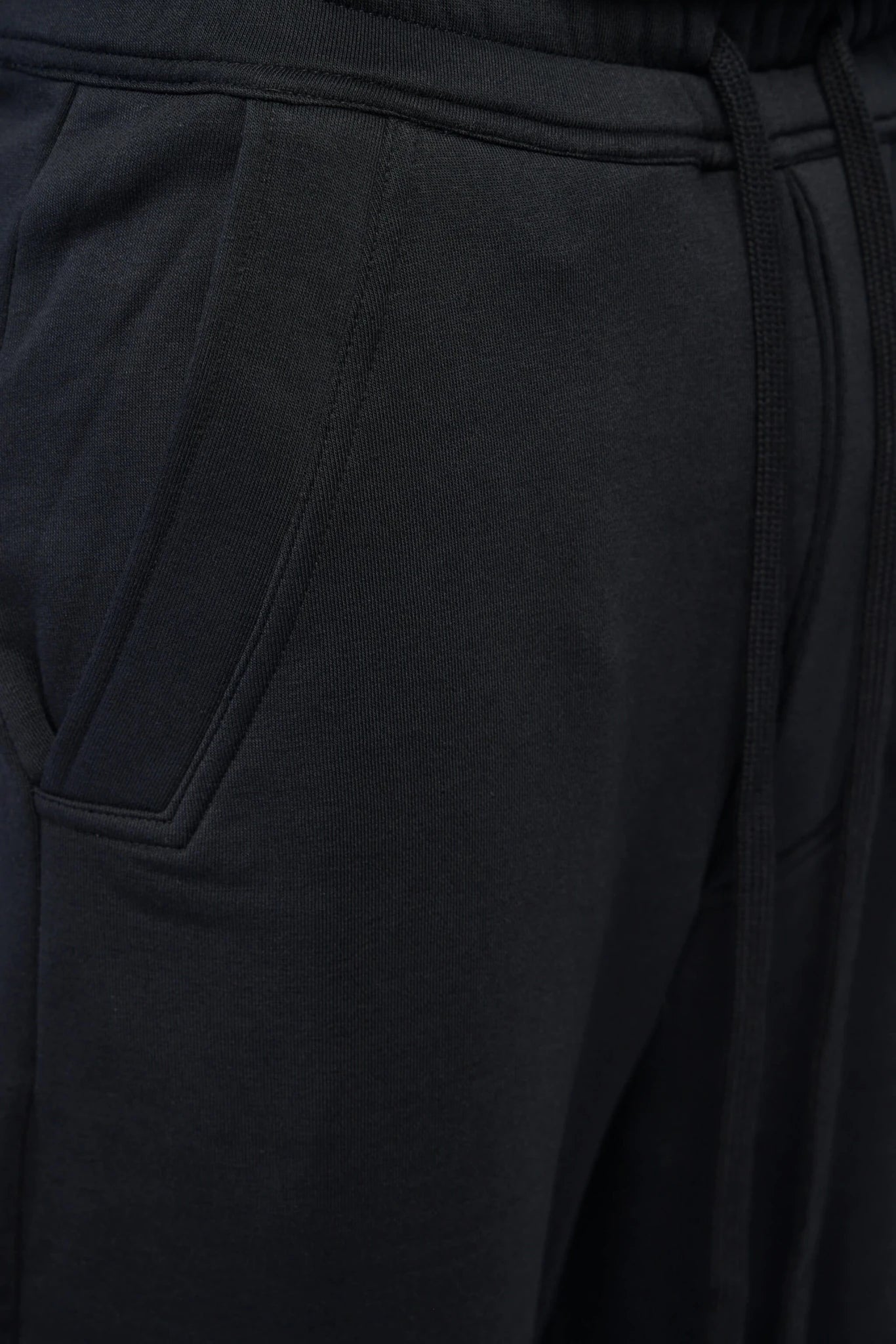 Thom Krom - M ST 540 - LABELS