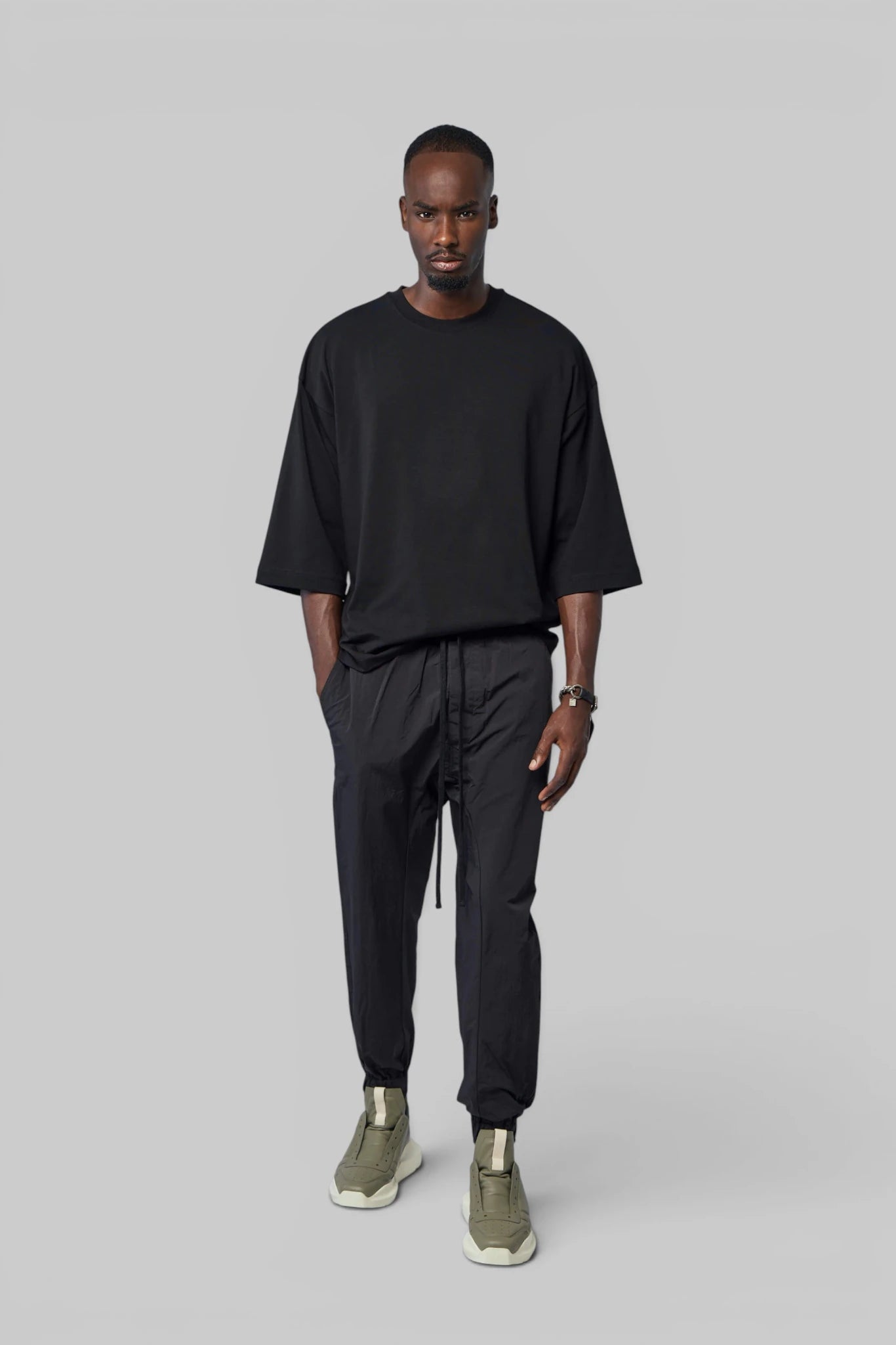 Thom Krom - M TS 1005 - LABELS