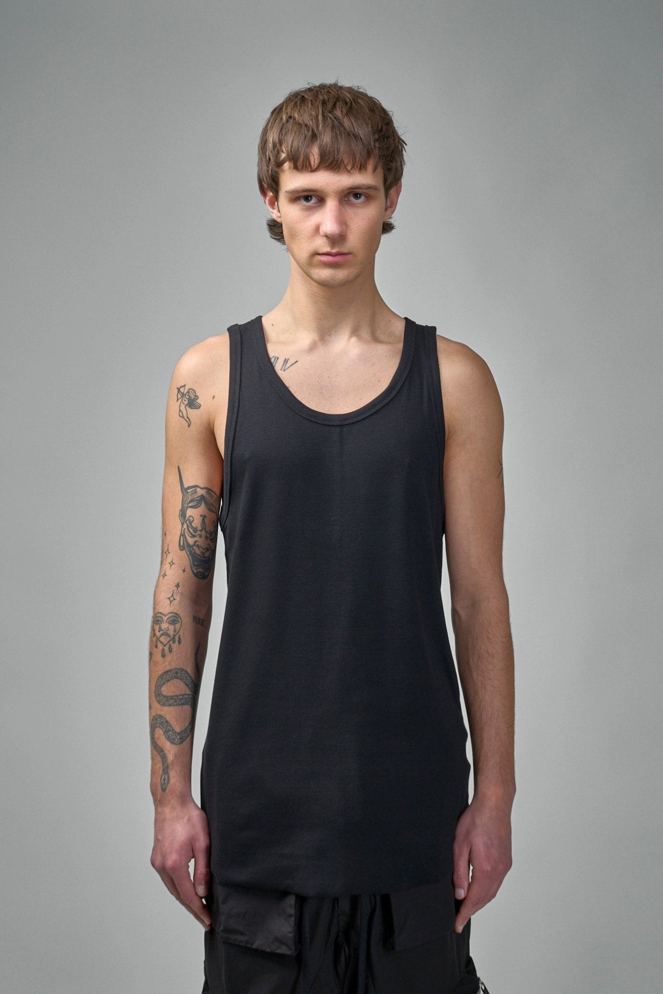 Thom Krom - M TS 854 - LABELS