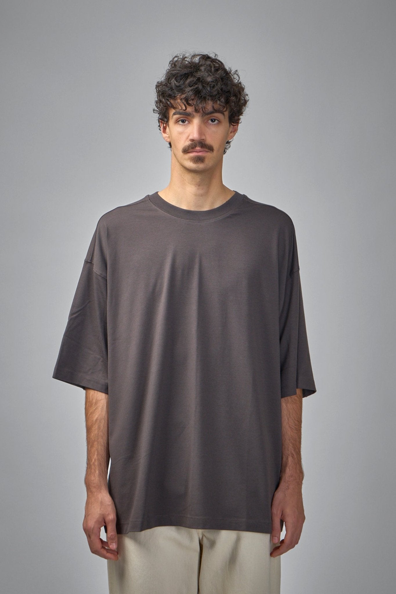 Thom Krom - M TS 882 - LABELS