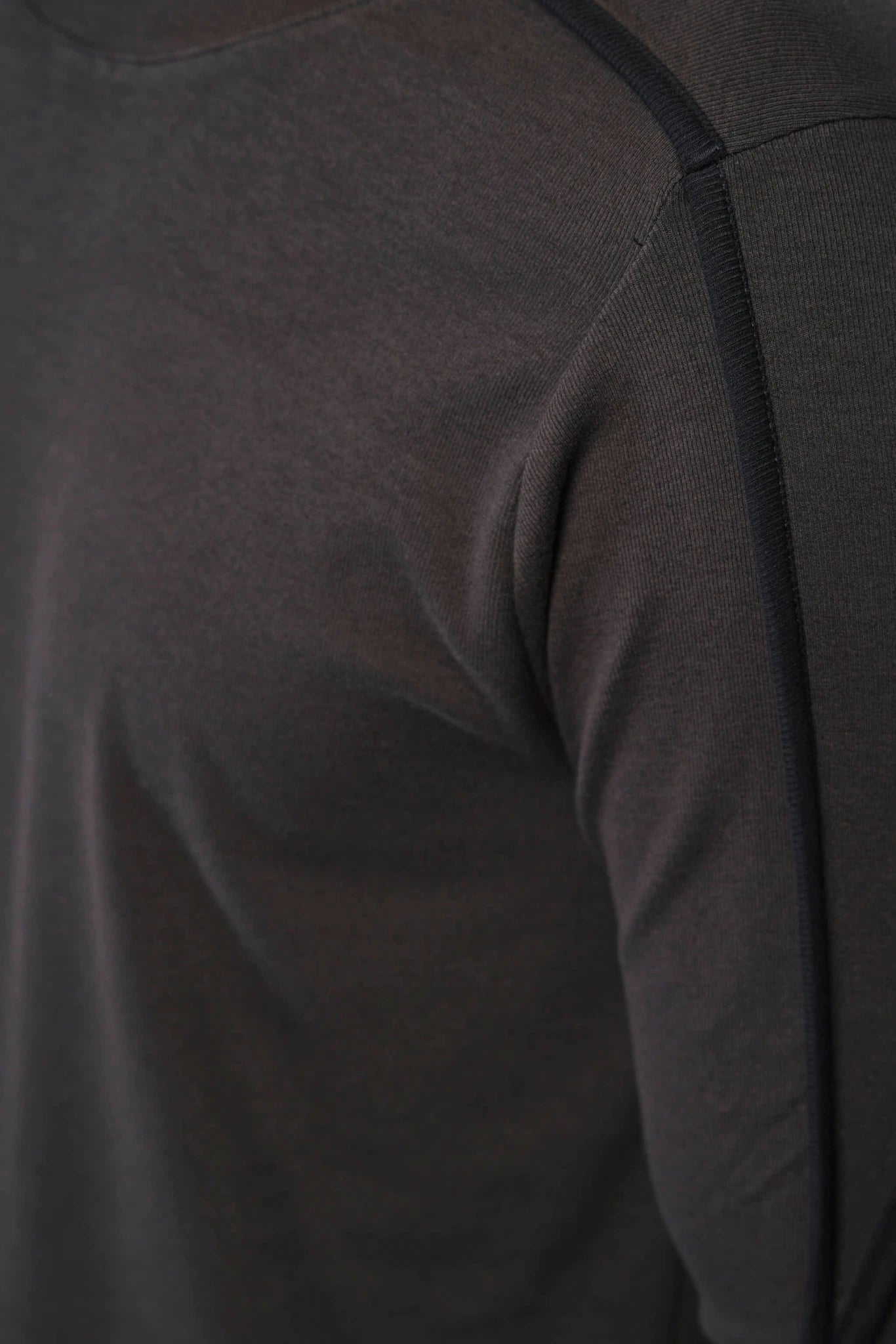 Thom Krom - M TS 960 - LABELS