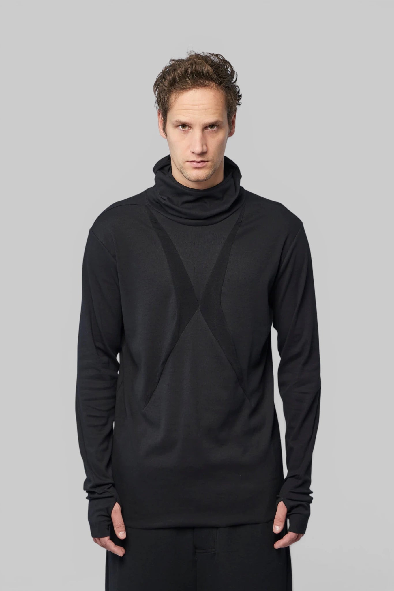 Thom Krom - M TS 985 - LABELS