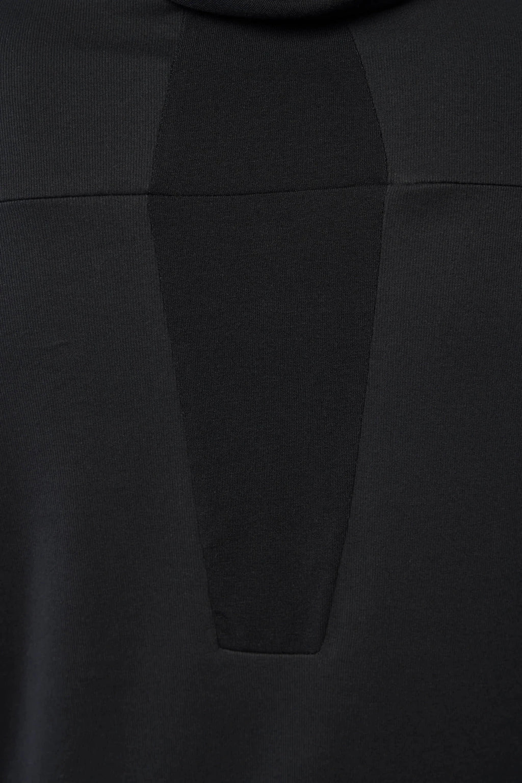 Thom Krom - M TS 985 - LABELS