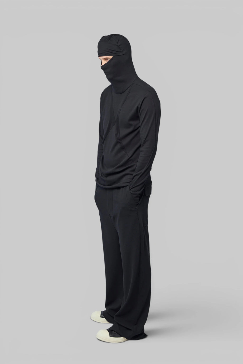 Thom Krom - M TS 985 - LABELS