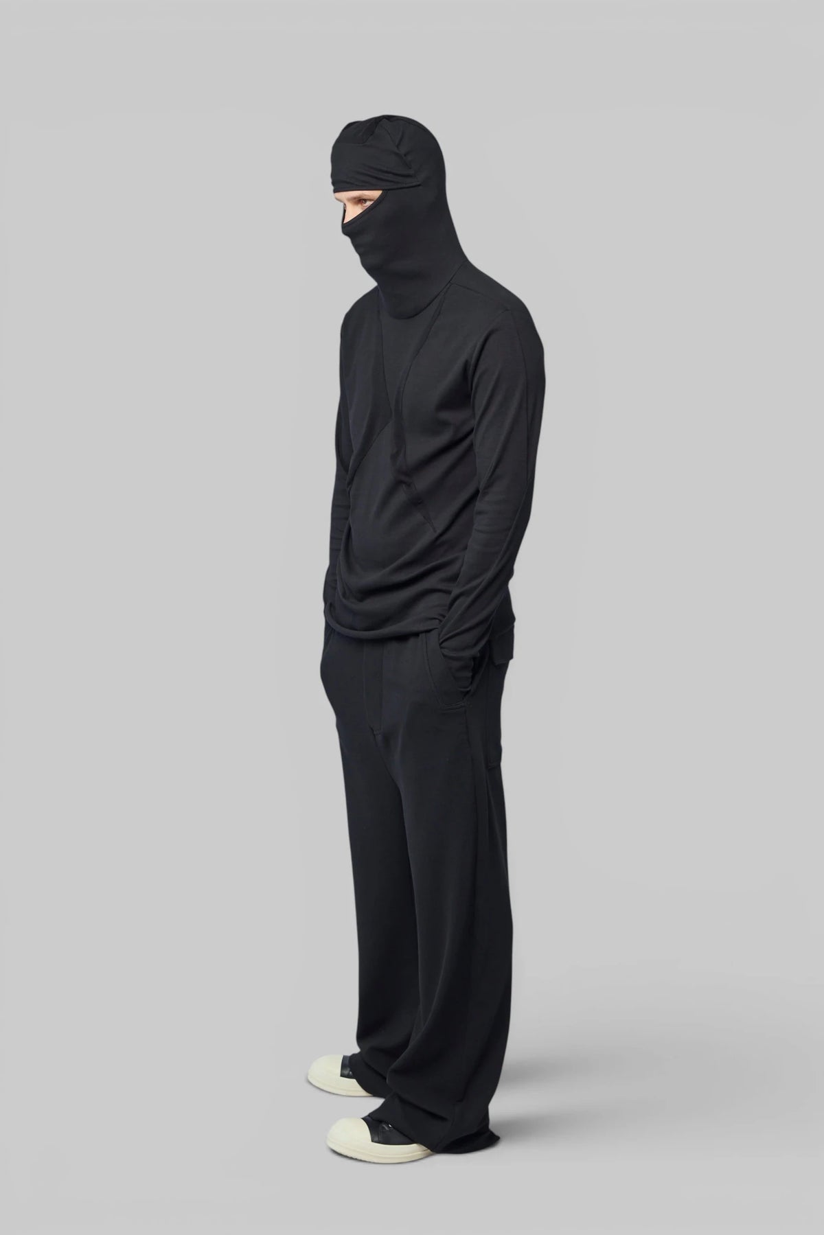 Thom Krom - M TS 985 - LABELS