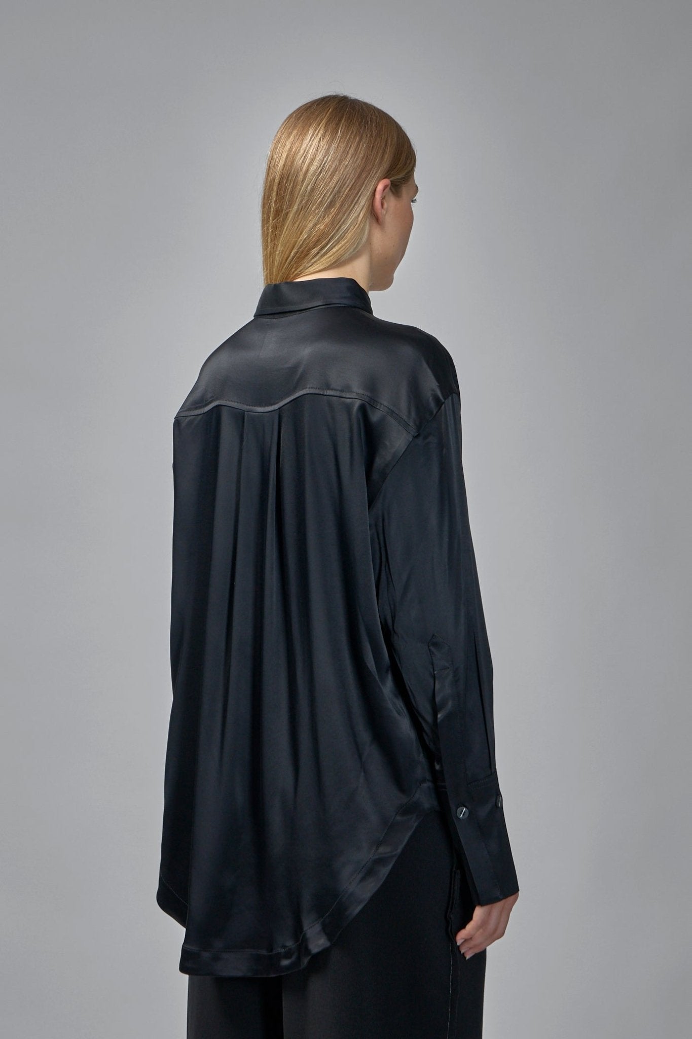 Thom Krom - W H 9 - LABELS