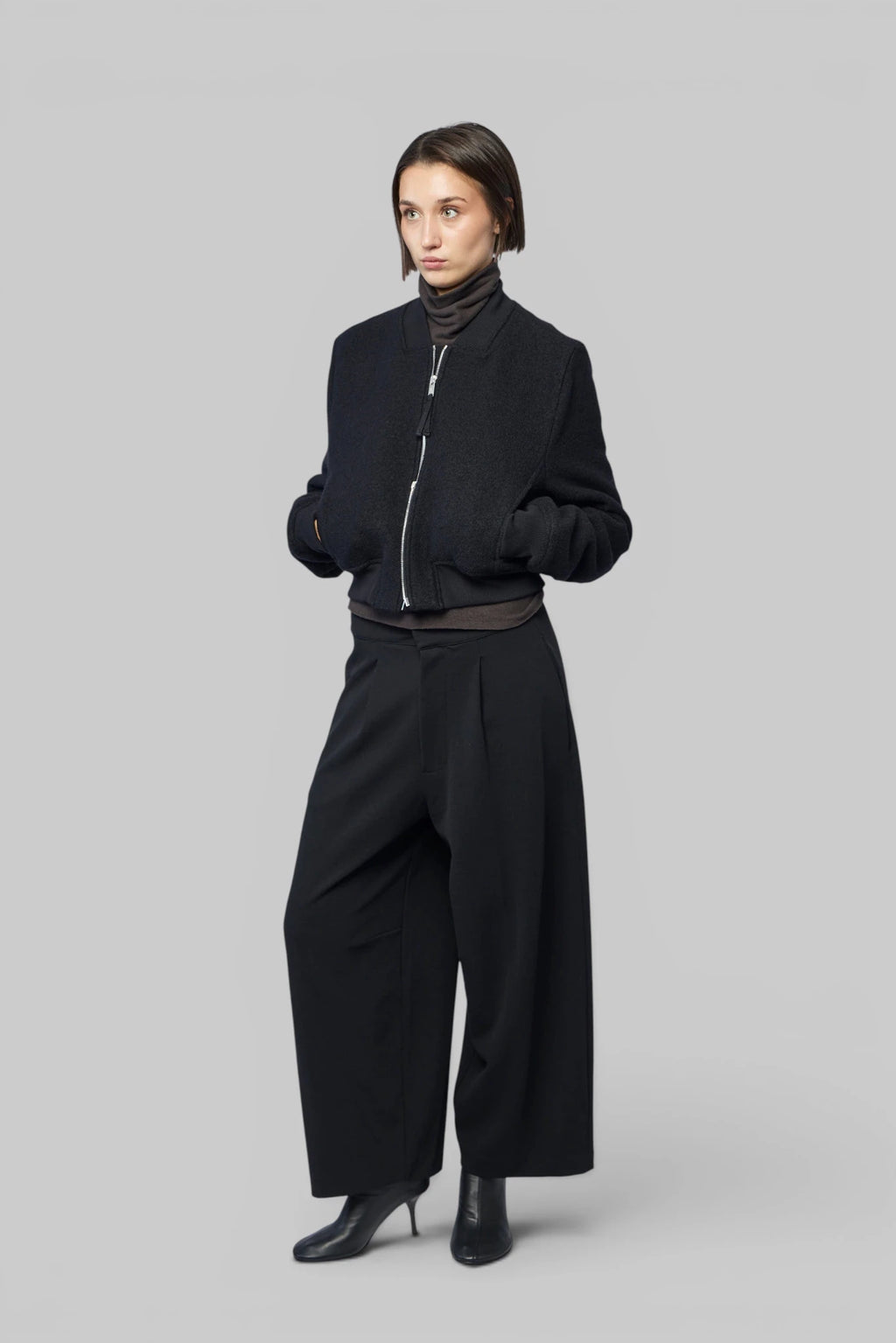Thom Krom - W J 221 - LABELS