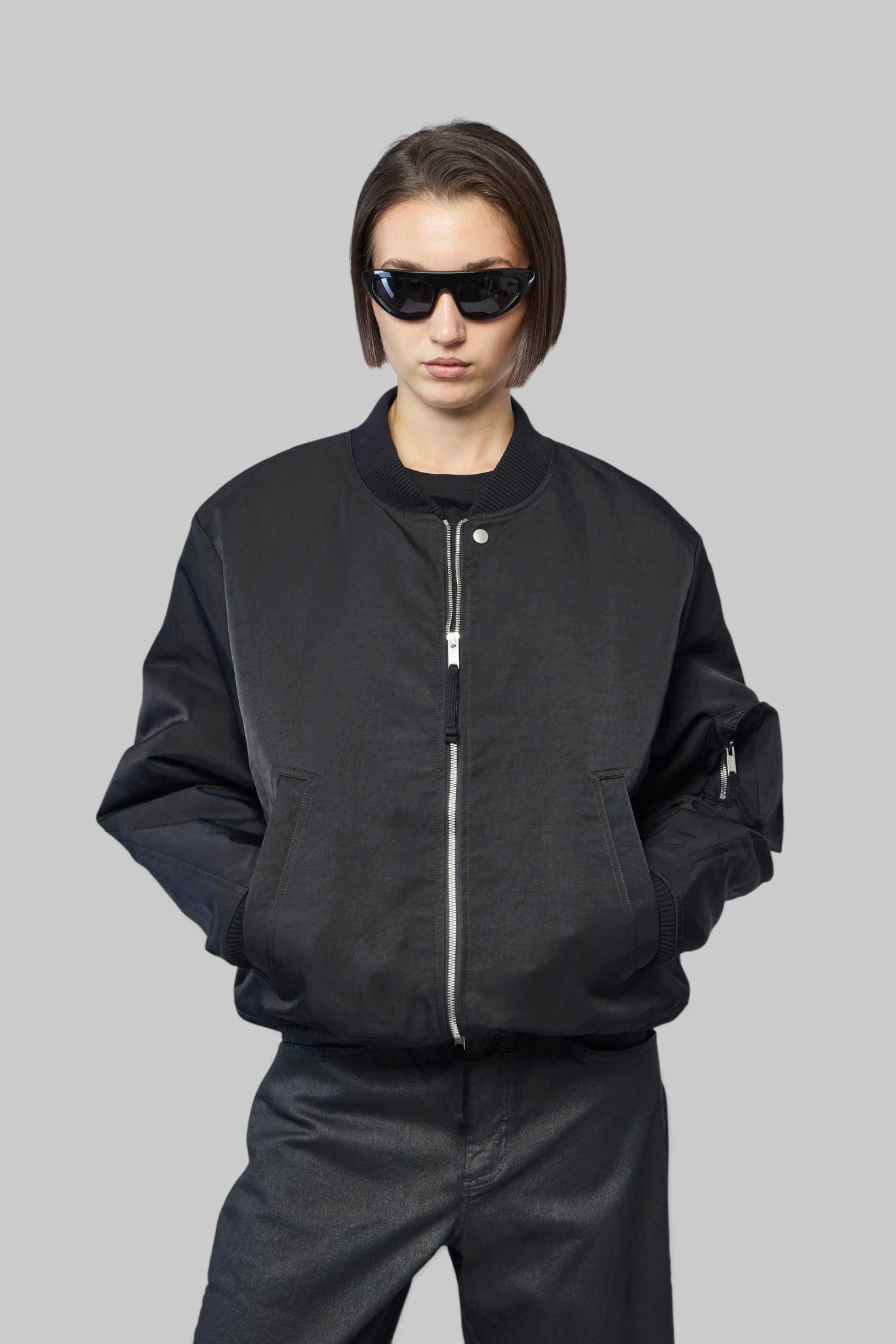 Thom Krom - W J 228 - LABELS