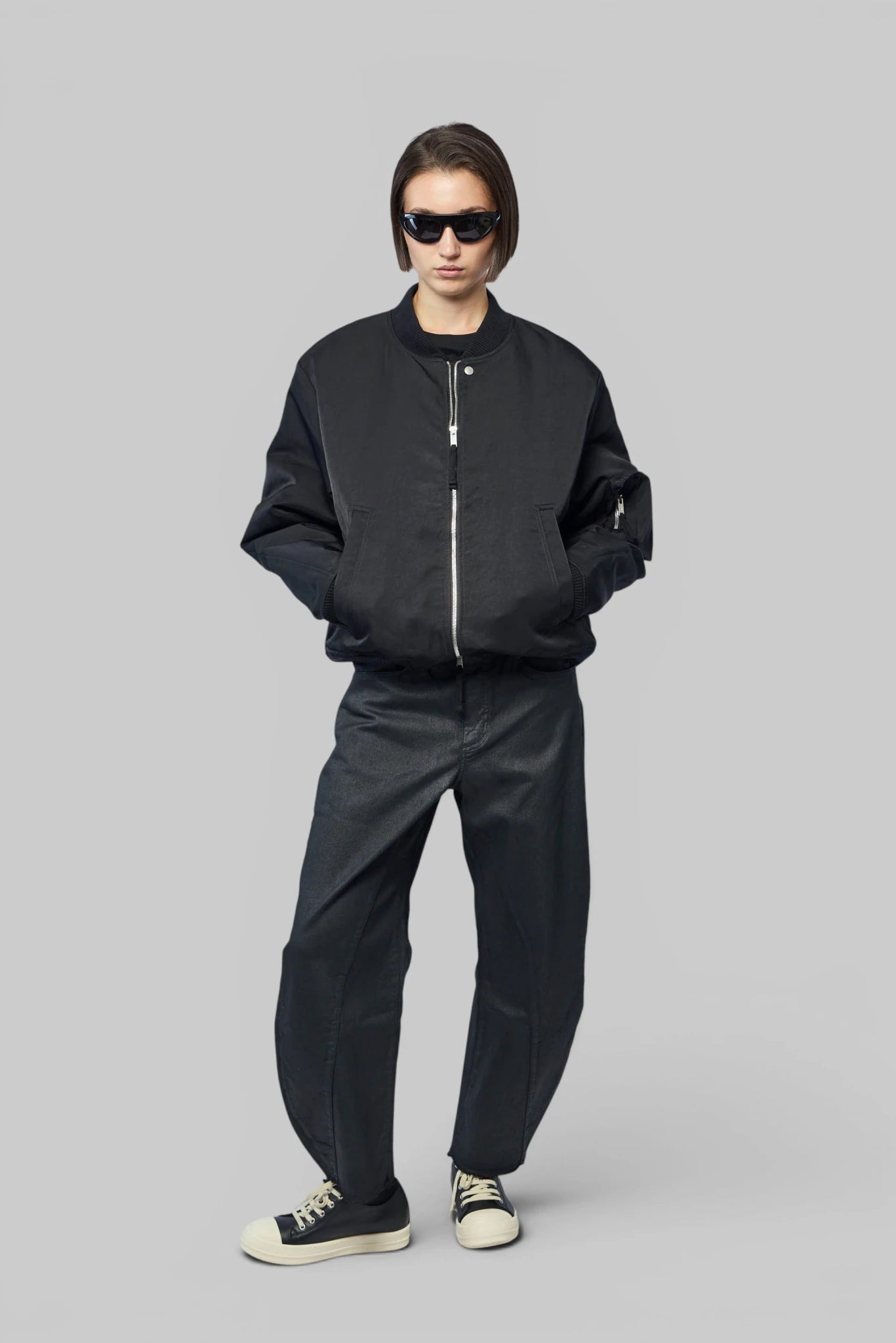 Thom Krom - W J 228 - LABELS