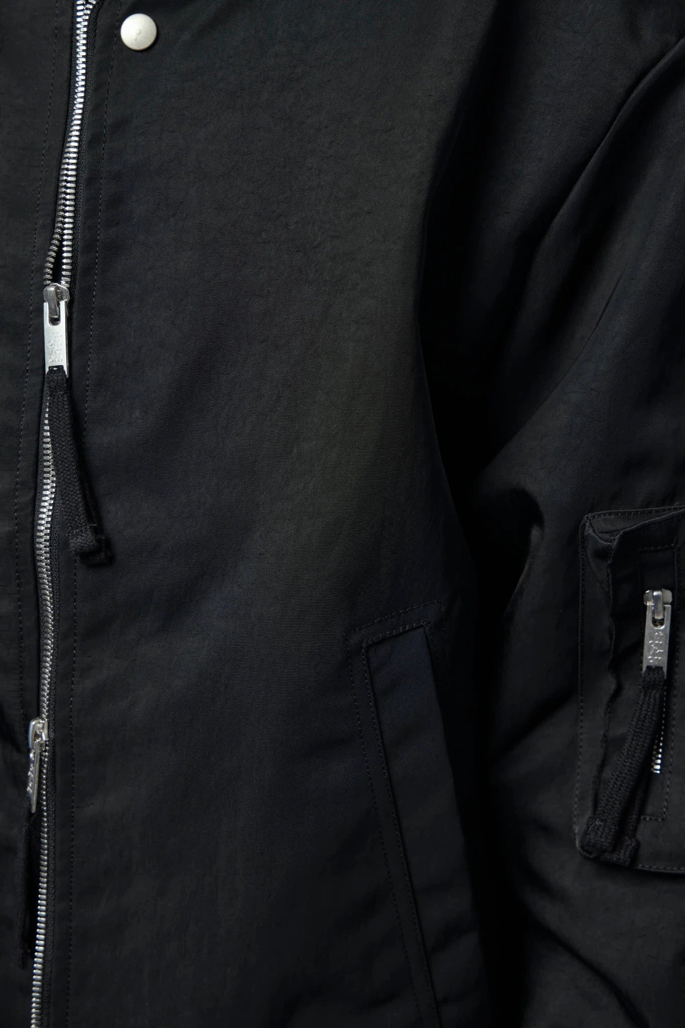 Thom Krom - W J 228 - LABELS