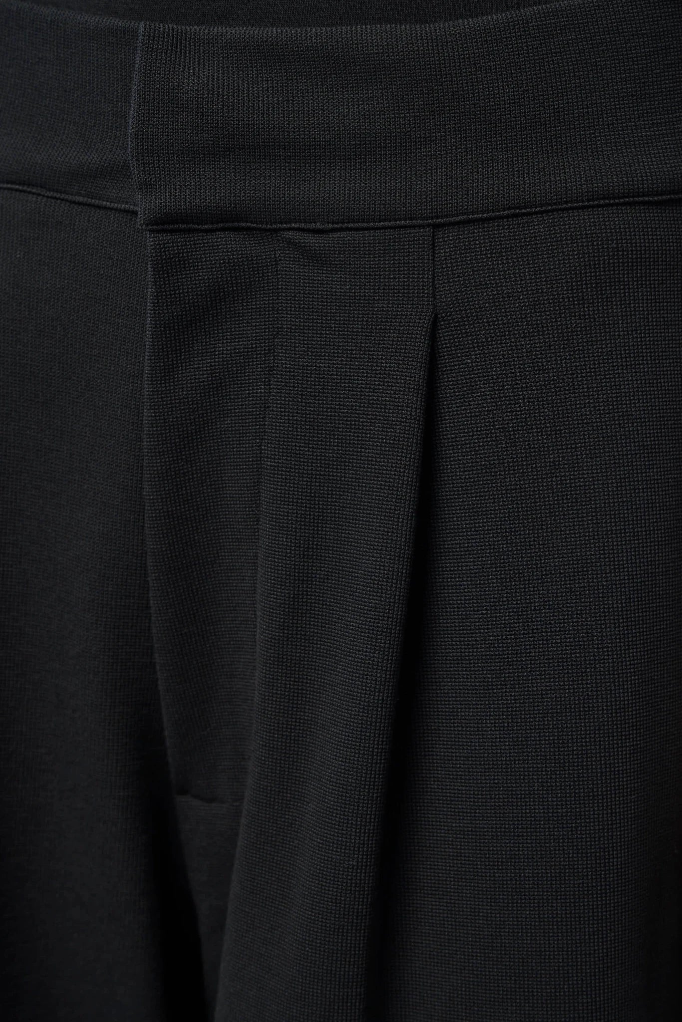 Thom Krom - W ST 438 - LABELS