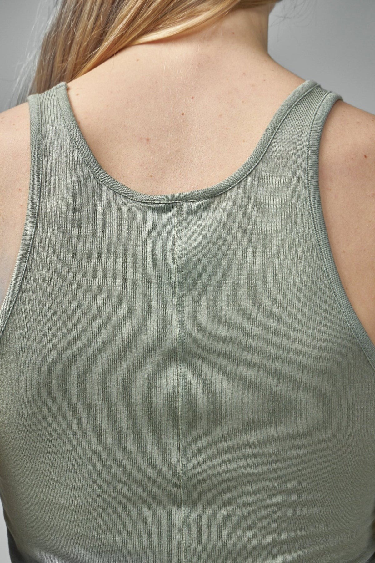 Thom Krom tank top fabric texture showcasing premium viscose quality