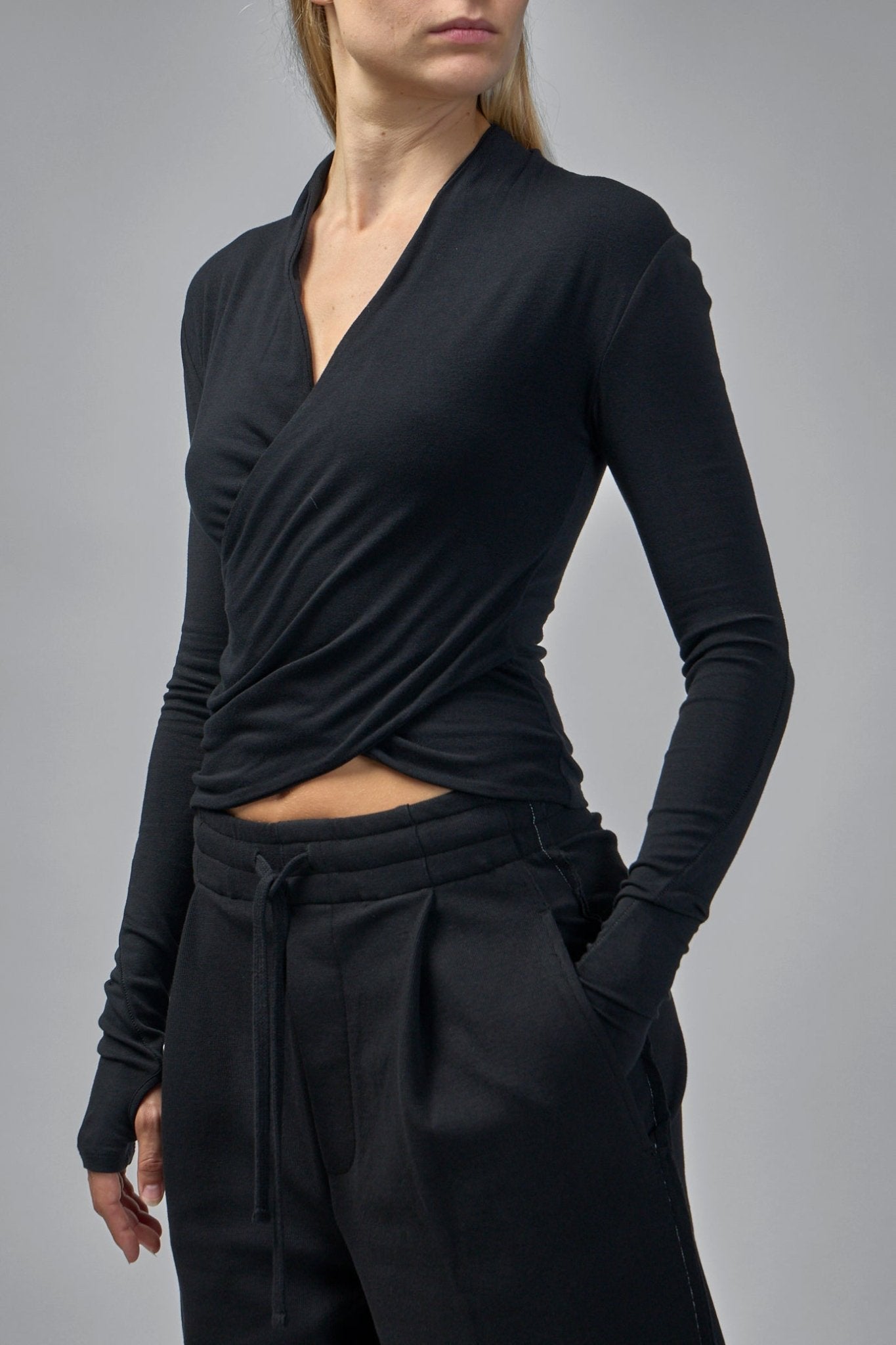 Thom Krom - W TS 587 - LABELS