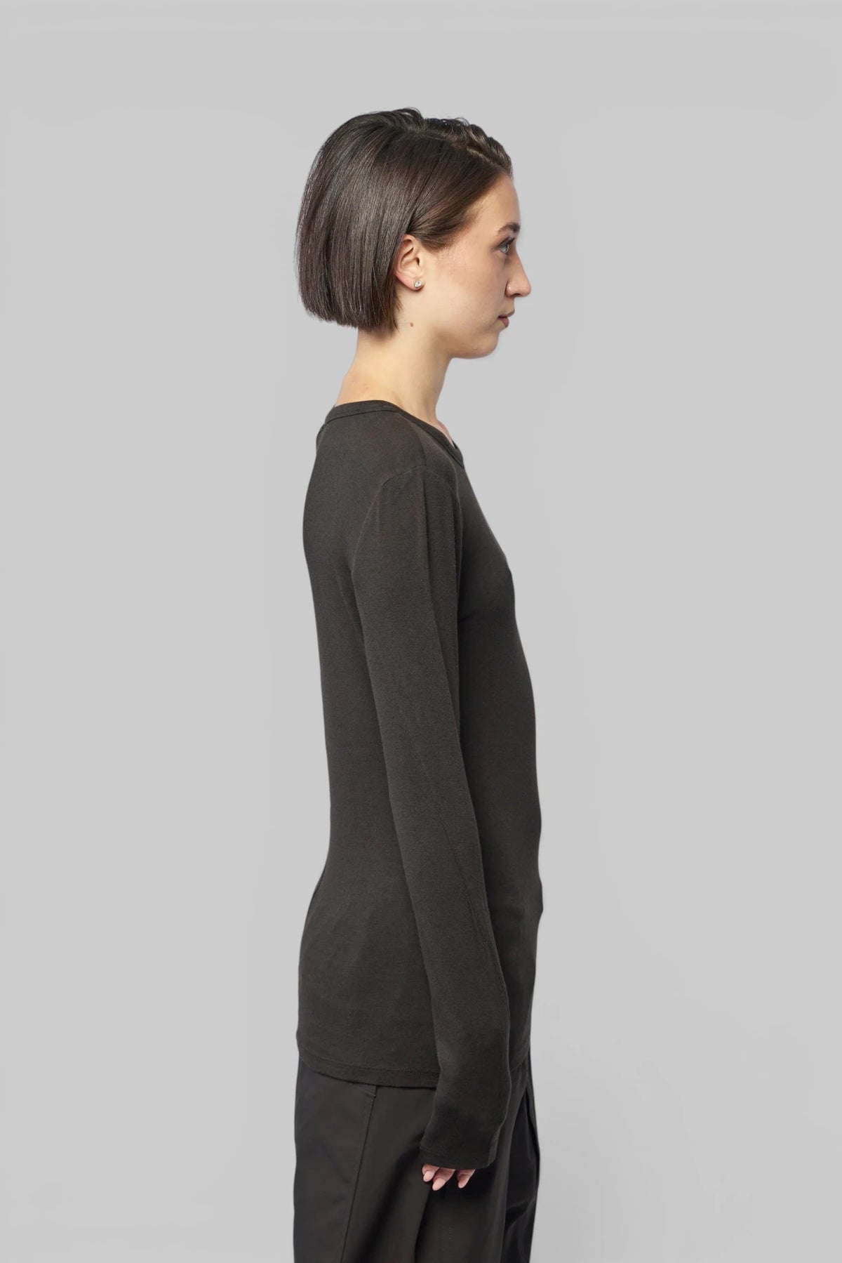 Thom Krom W TS 652 shirt back view showing sleek fit