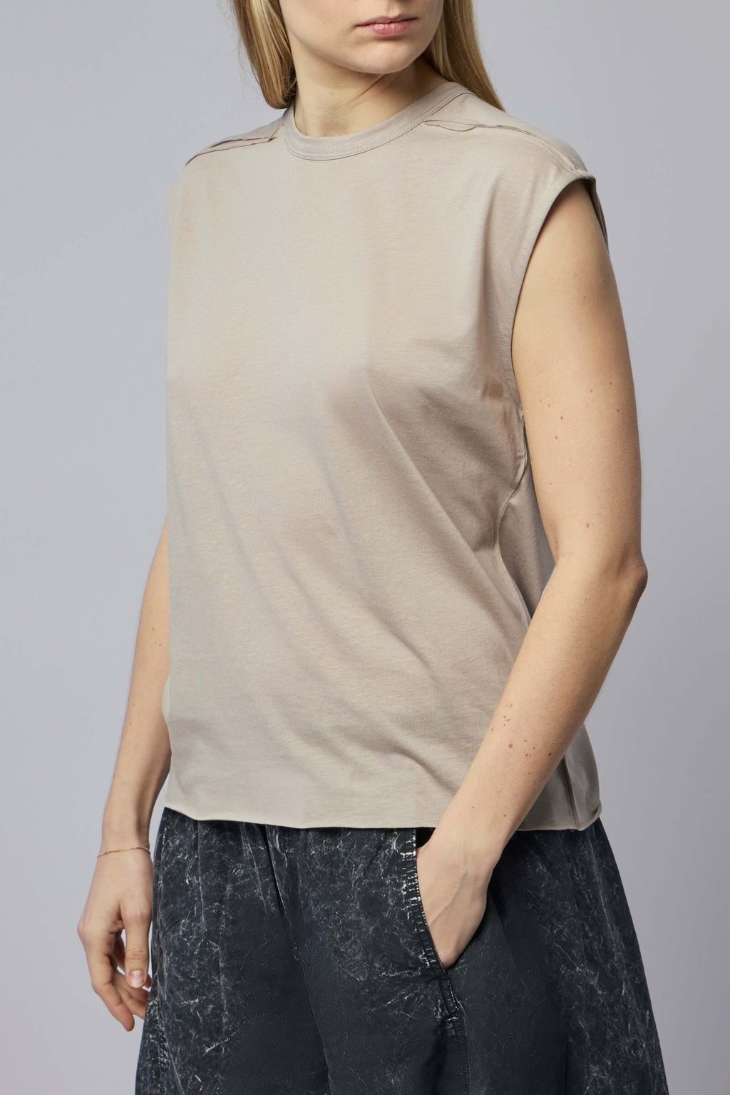 Thom Krom - Women T-shirt - LABELS