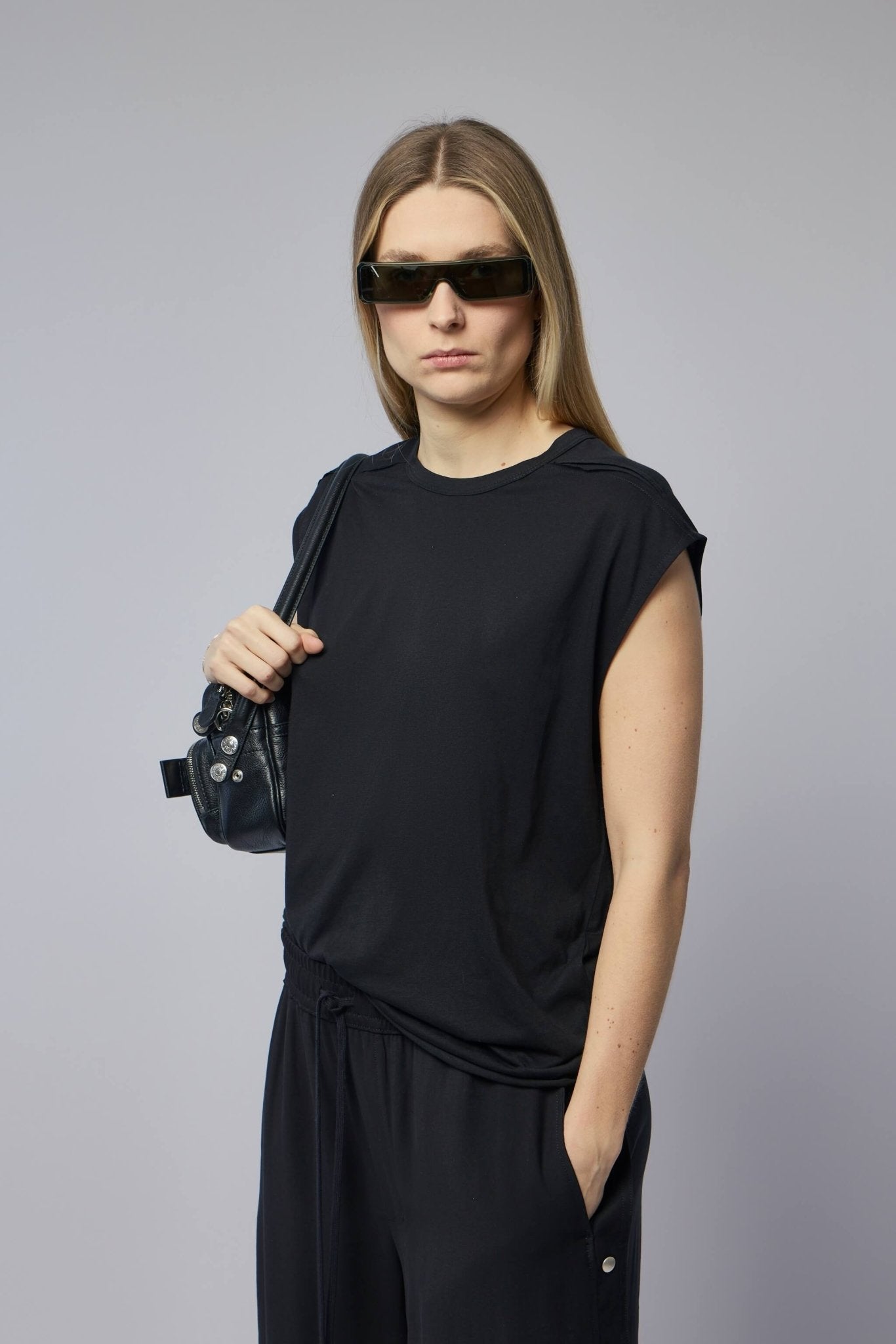 Thom Krom - Women T-shirt - LABELS