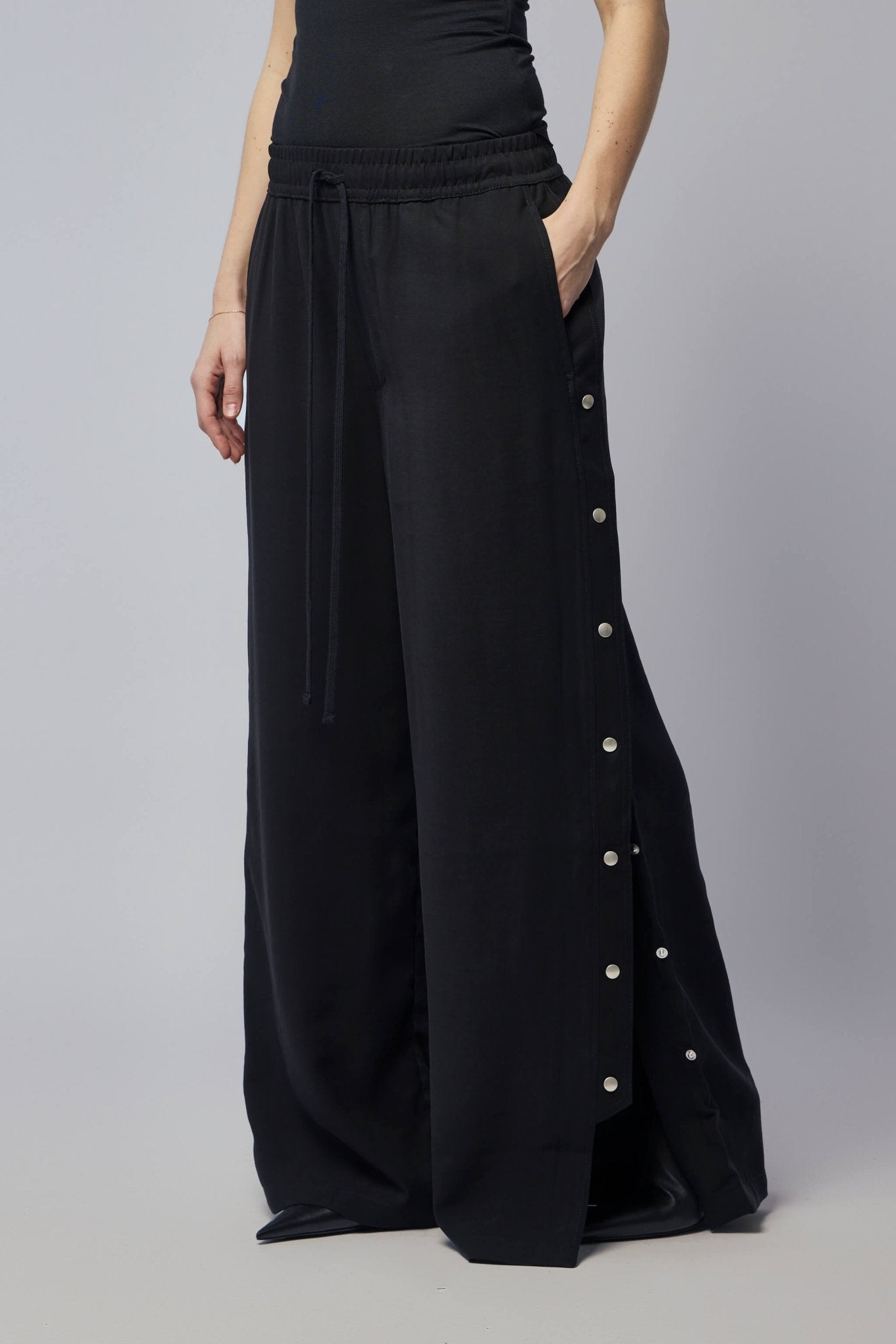 Thom Krom - Women trousers - LABELS