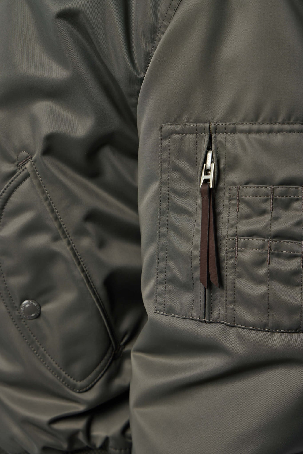 TOM FORD - Satin Nylon Glass Coating WR Flight Bomber - LABELS