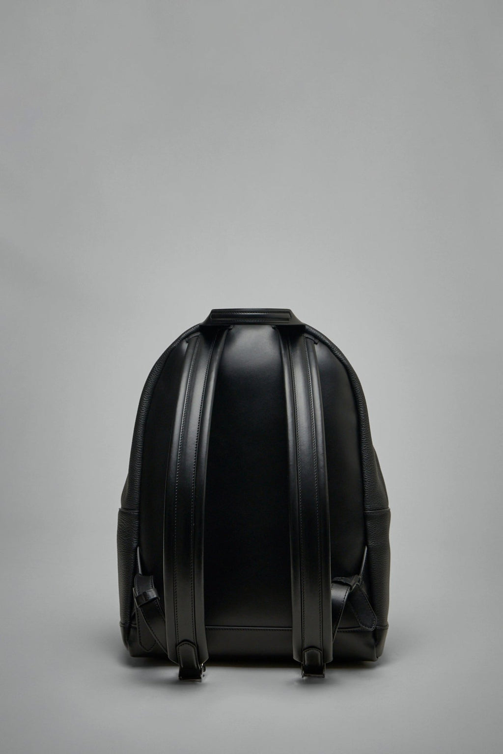 TOM FORD - Soft grain Leather Buckley Backpack - LABELS