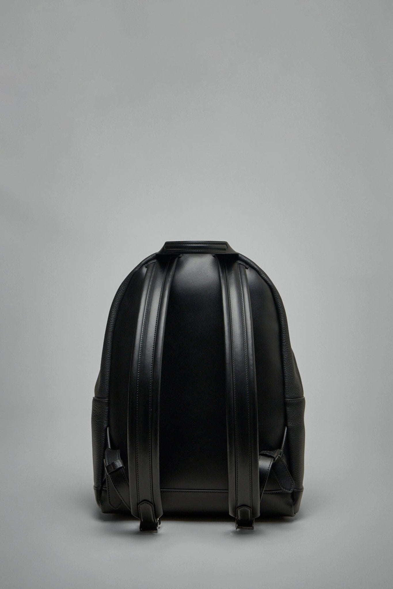 TOM FORD - Soft grain Leather Buckley Backpack - LABELS