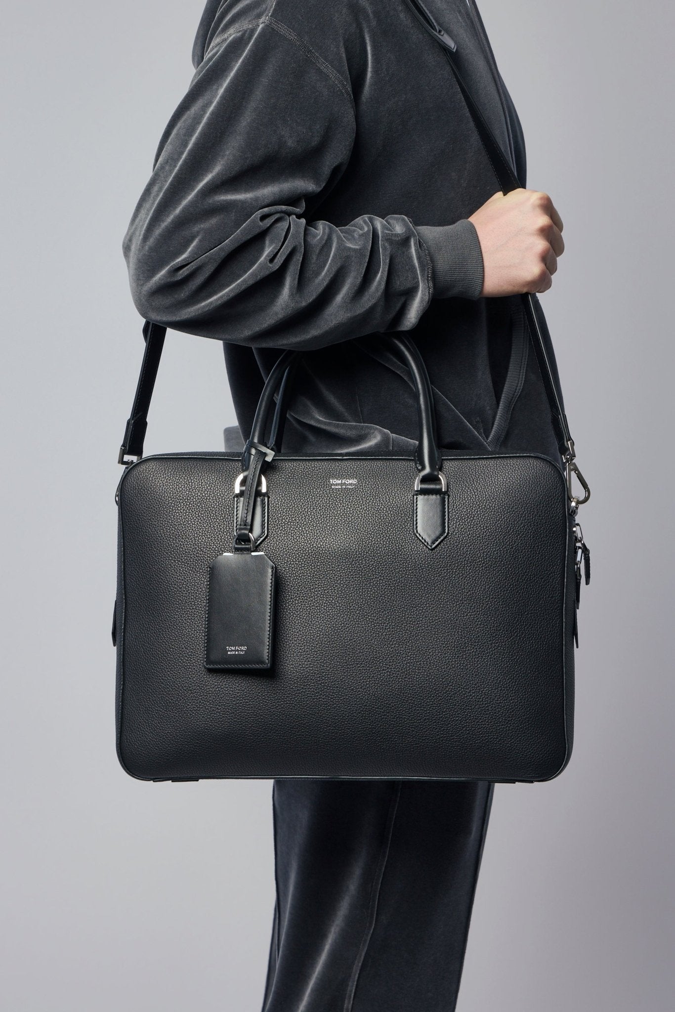 TOM FORD Travel Bags - Soft Grain Leather Elliot – LABELS
