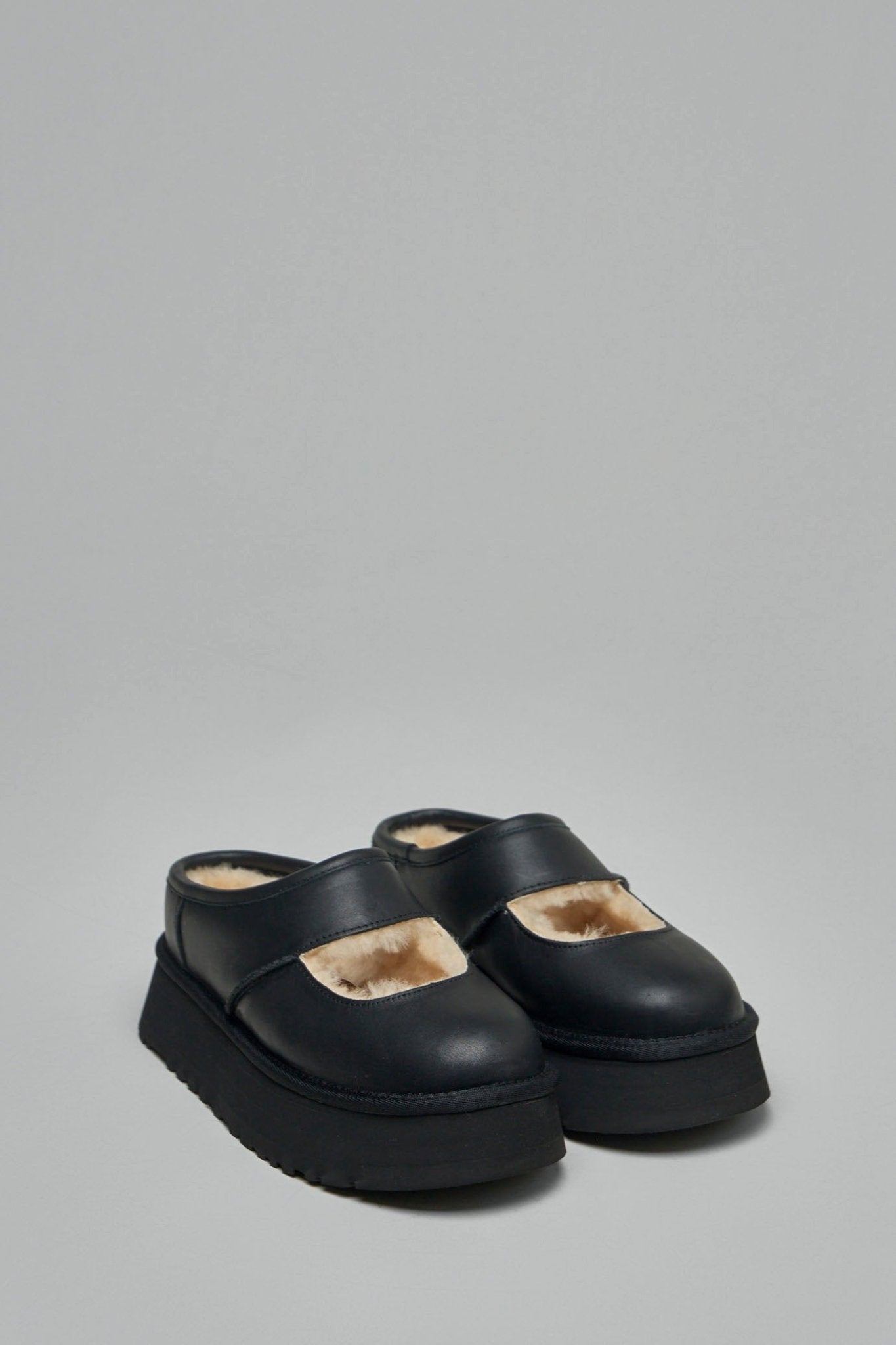 UGG - Bea Mary Jane Leather - LABELS