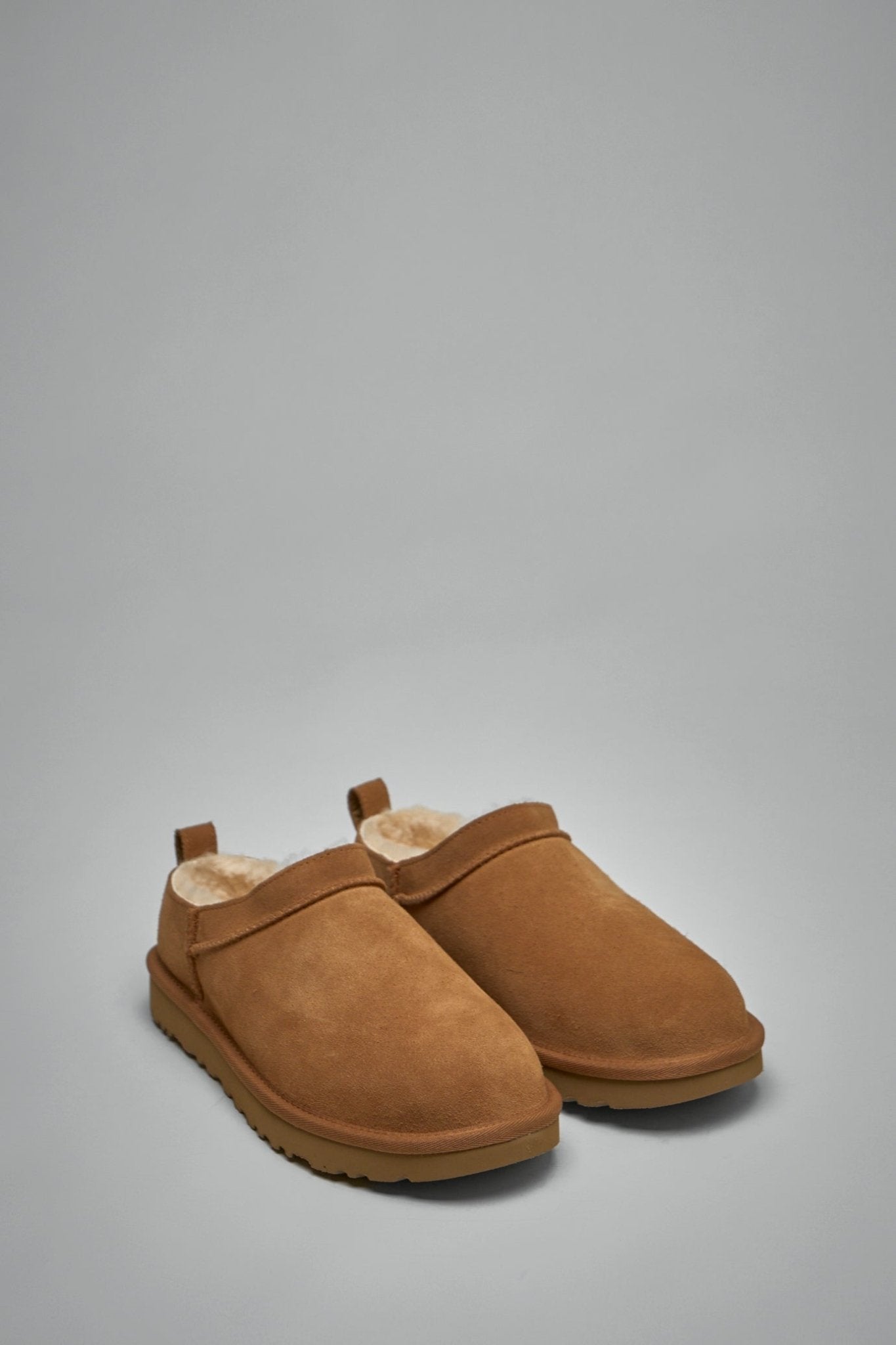 UGG - Classic Micro - LABELS
