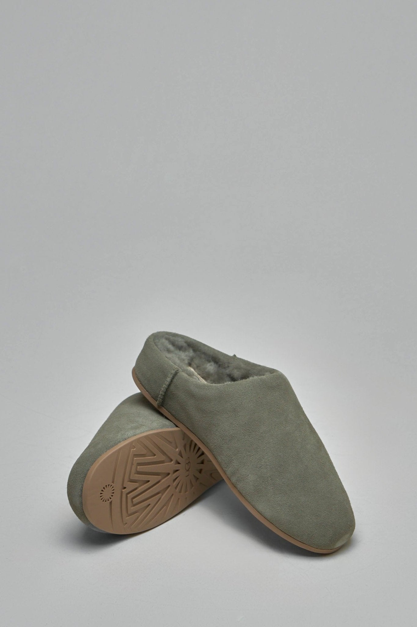 UGG - Elea Slip - On - LABELS