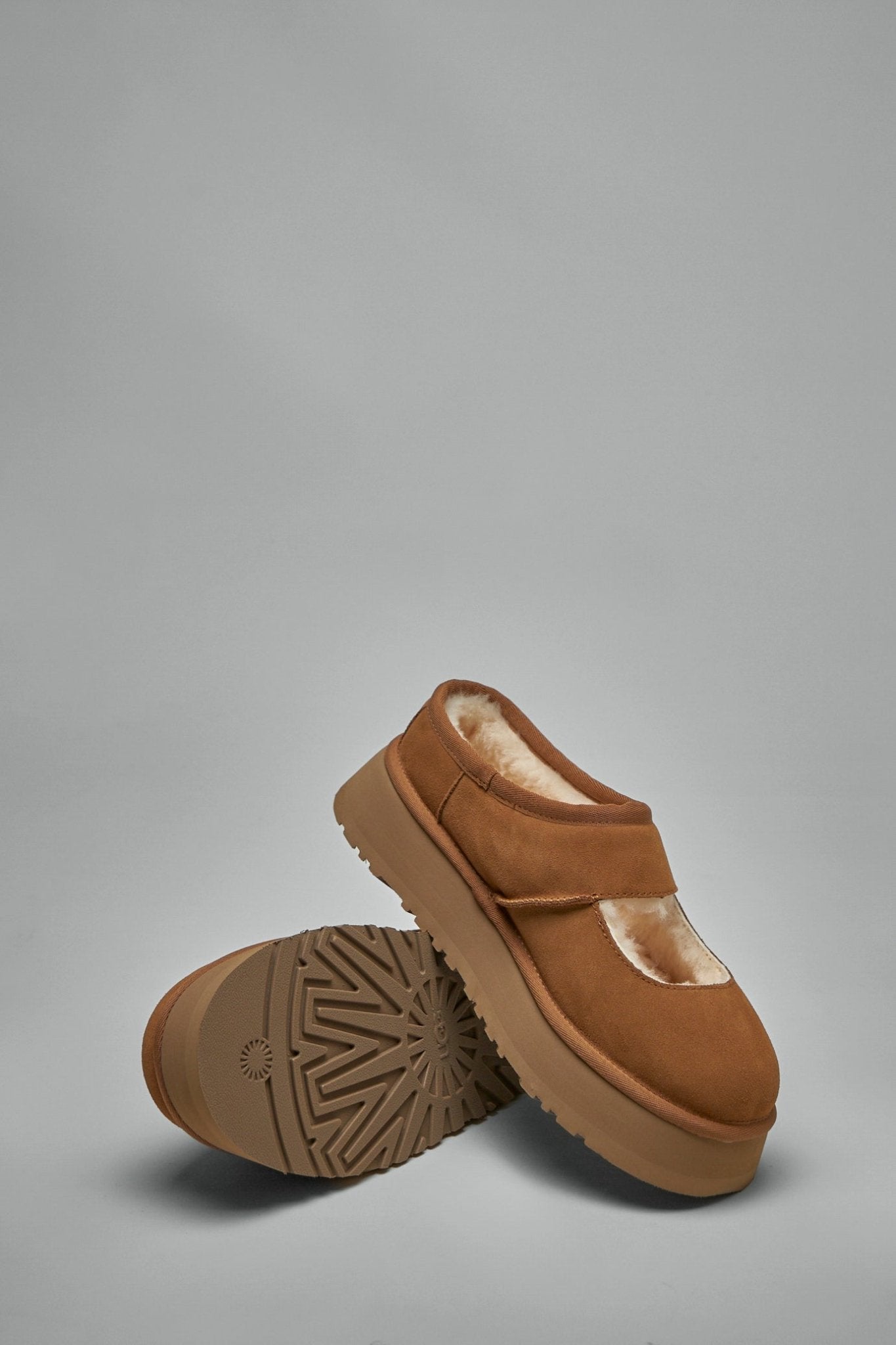 UGG - Mary Jane - LABELS