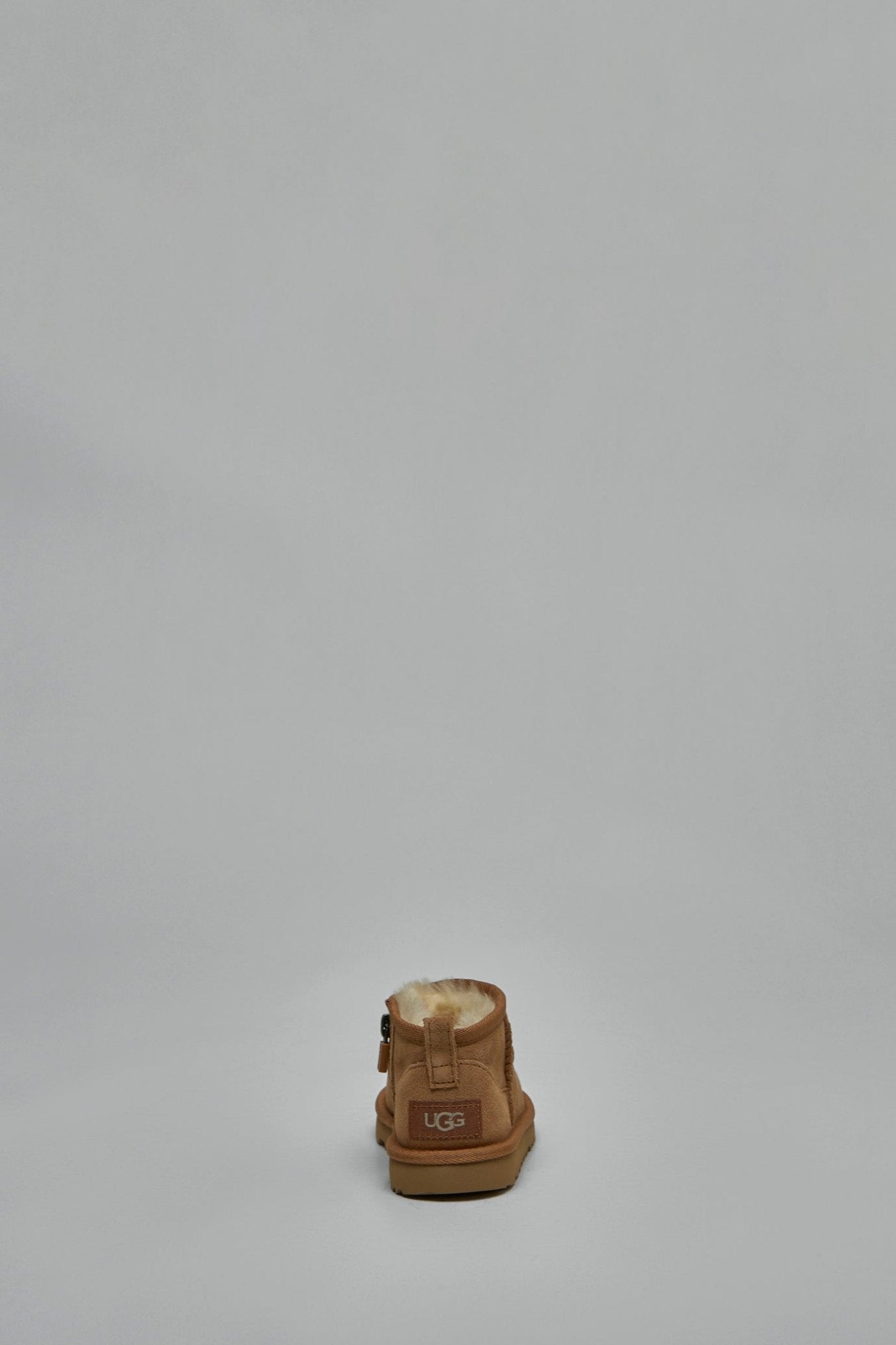 UGG - T Classic Ultra Mini - LABELS