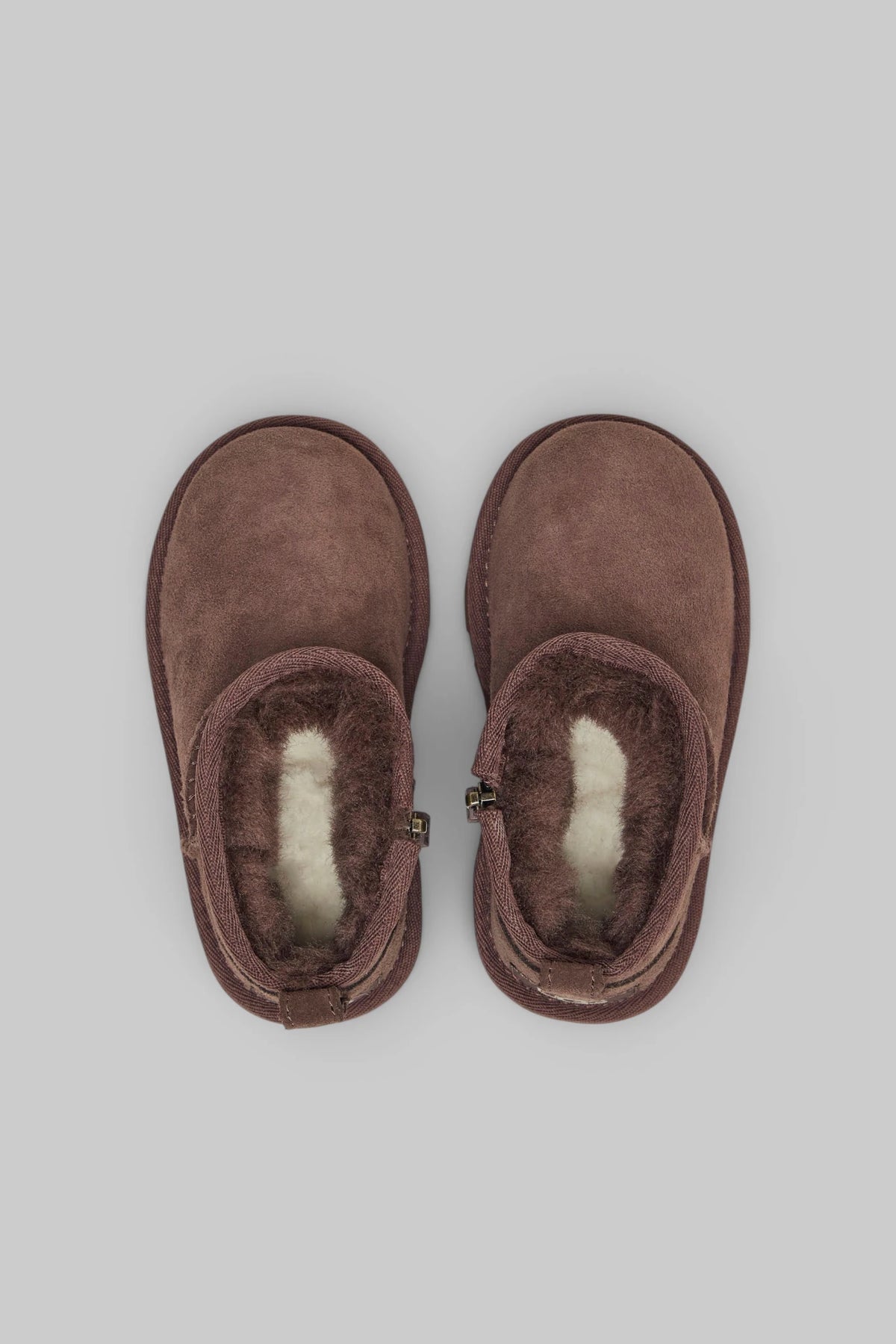 UGG - T Classic Ultra Mini - LABELS