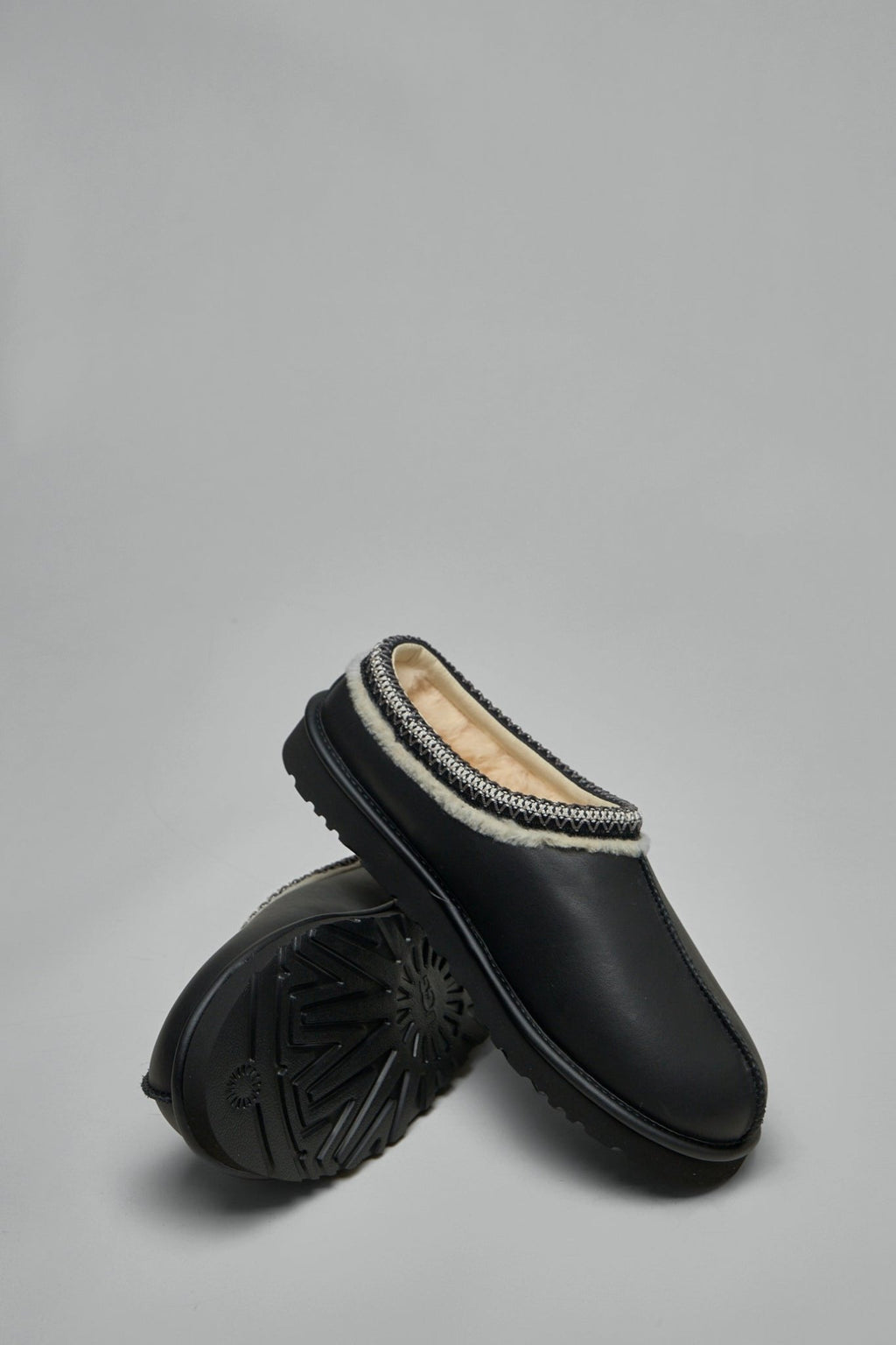 UGG - UGG Tasman Noir - LABELS