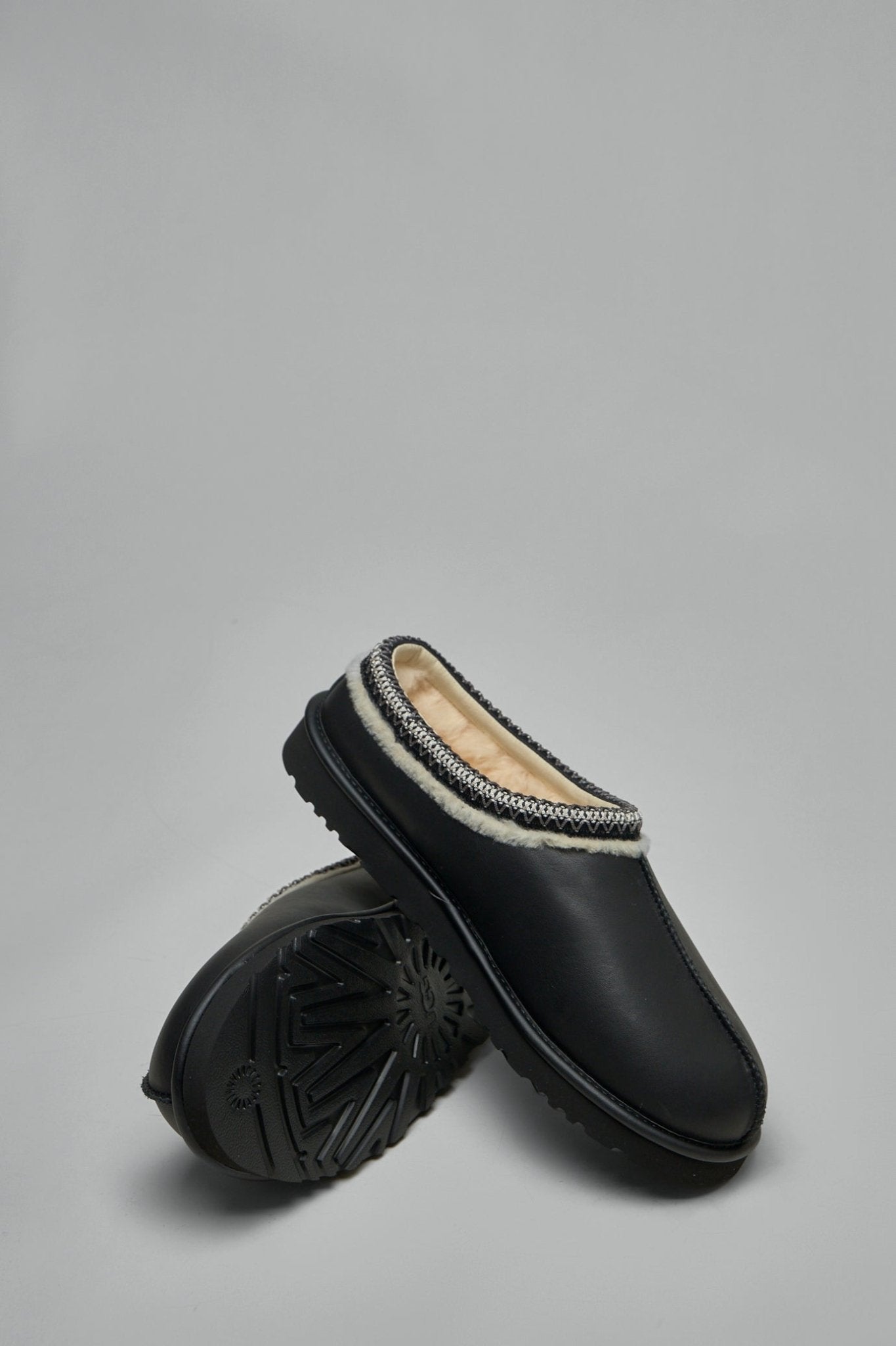 UGG - UGG Tasman Noir - LABELS