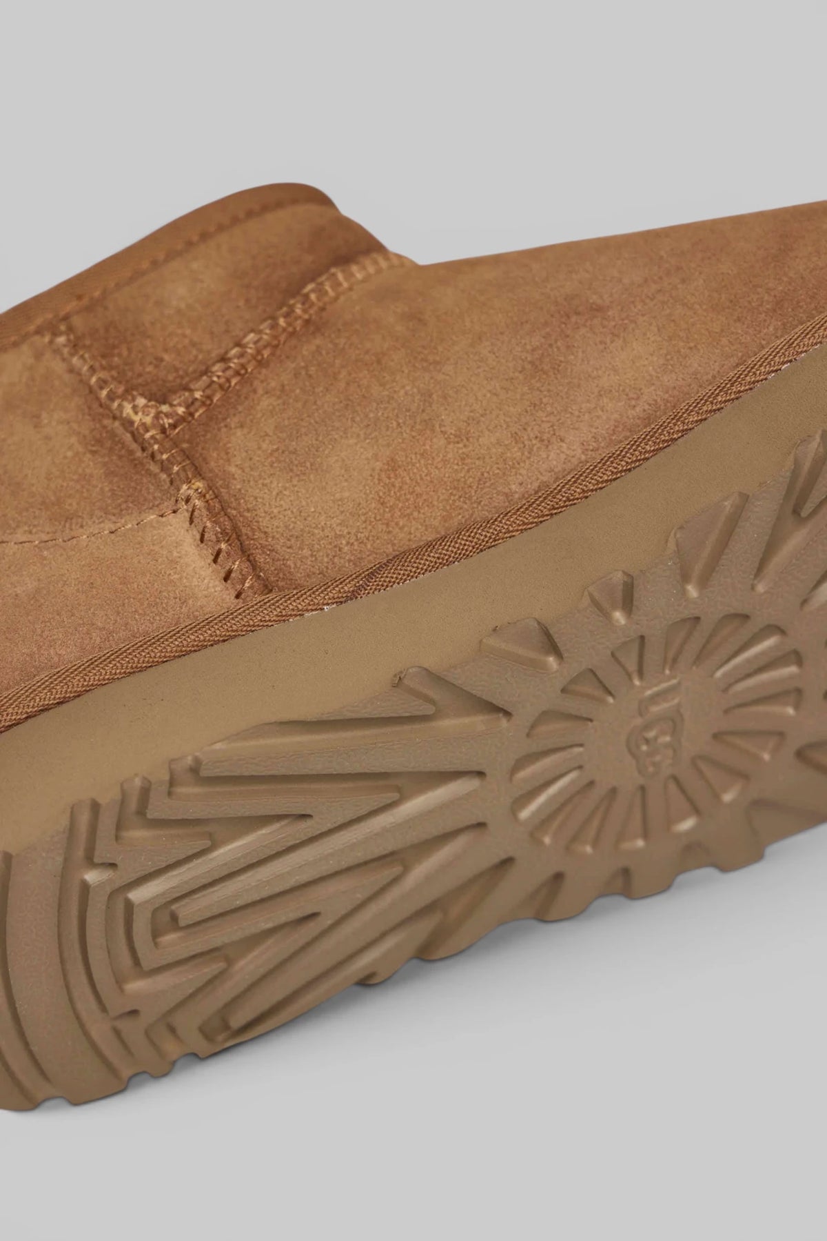 UGG - W Classic Ultra Mini - LABELS