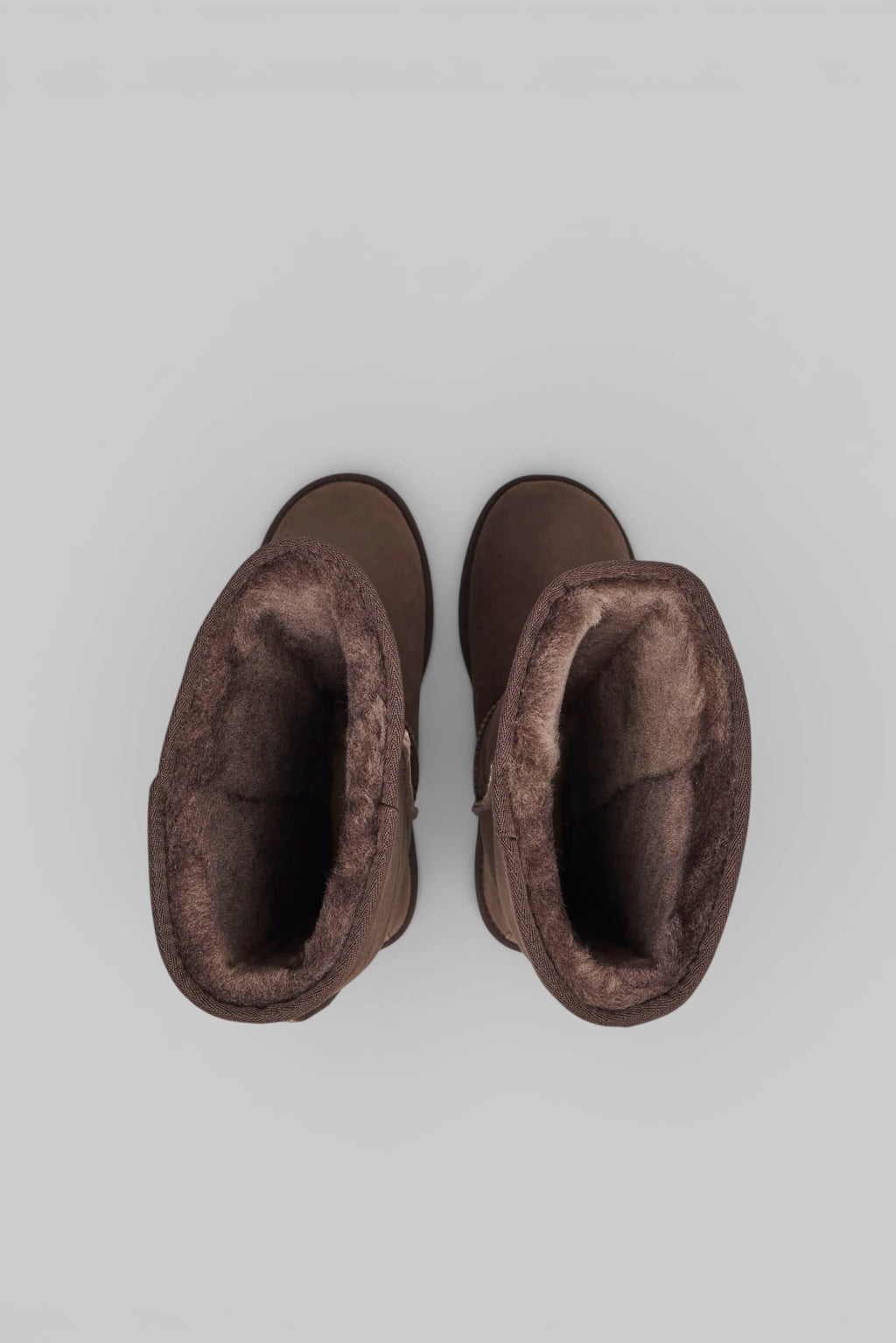 UGG - W Classic Ultra Tall - LABELS