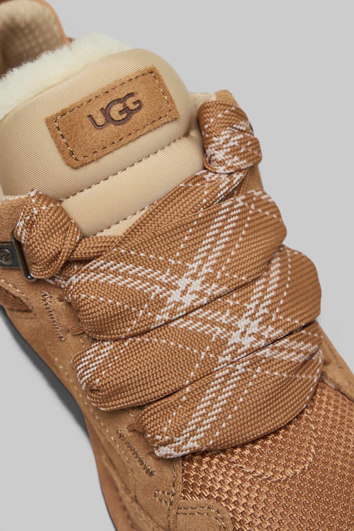 UGG - W Lowmel - LABELS