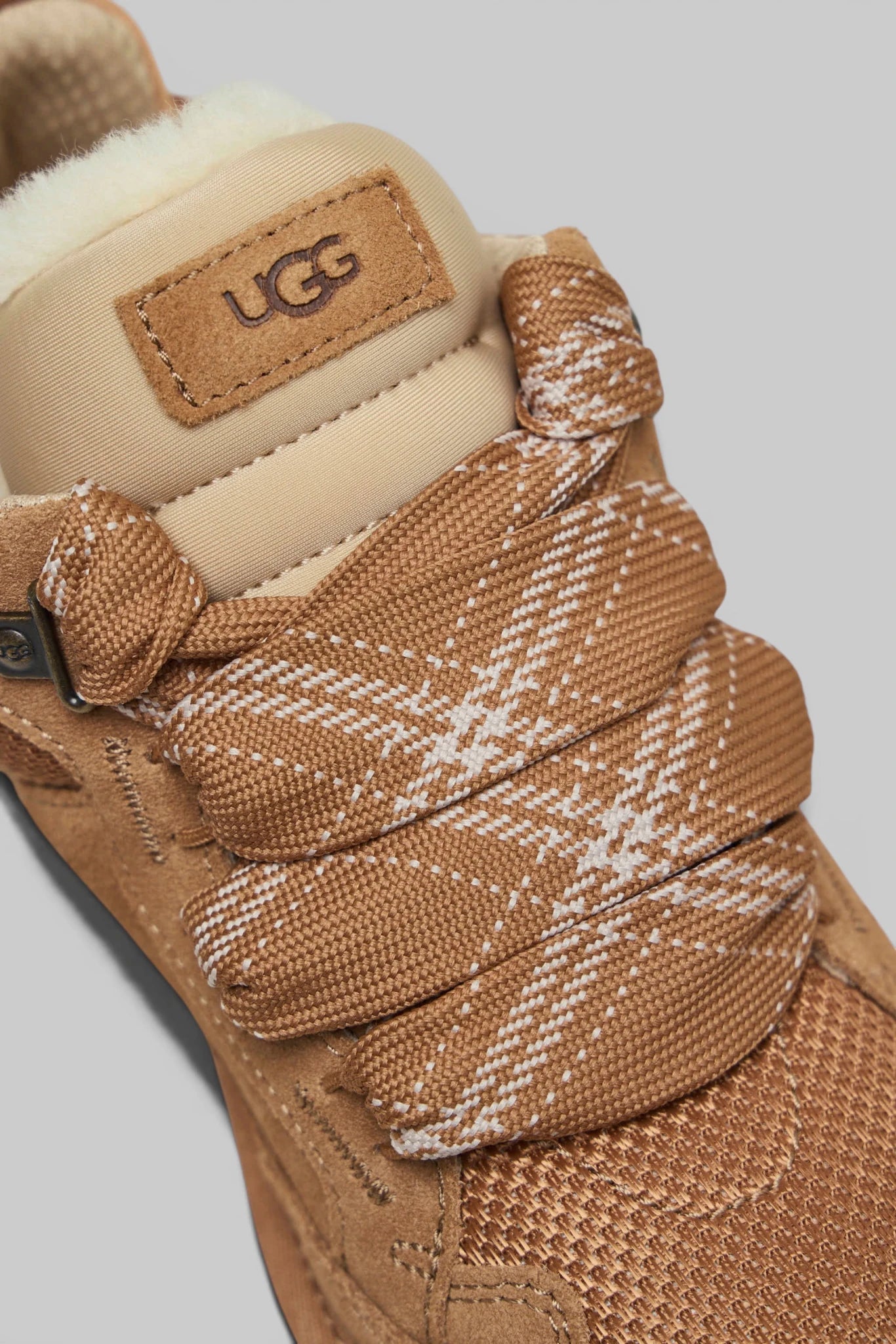 UGG - W Lowmel - LABELS