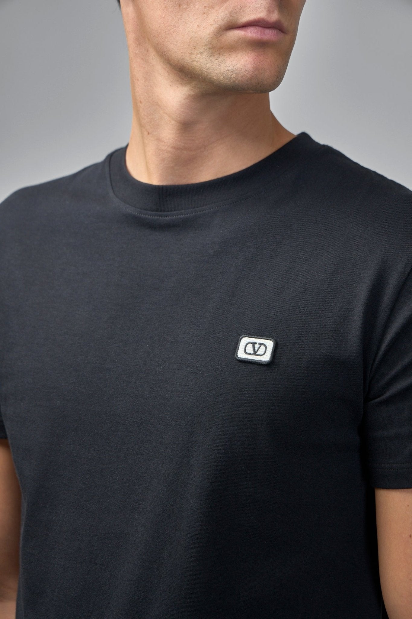 Valentino - Cotton T-shirt With Vlogo Patch - LABELS