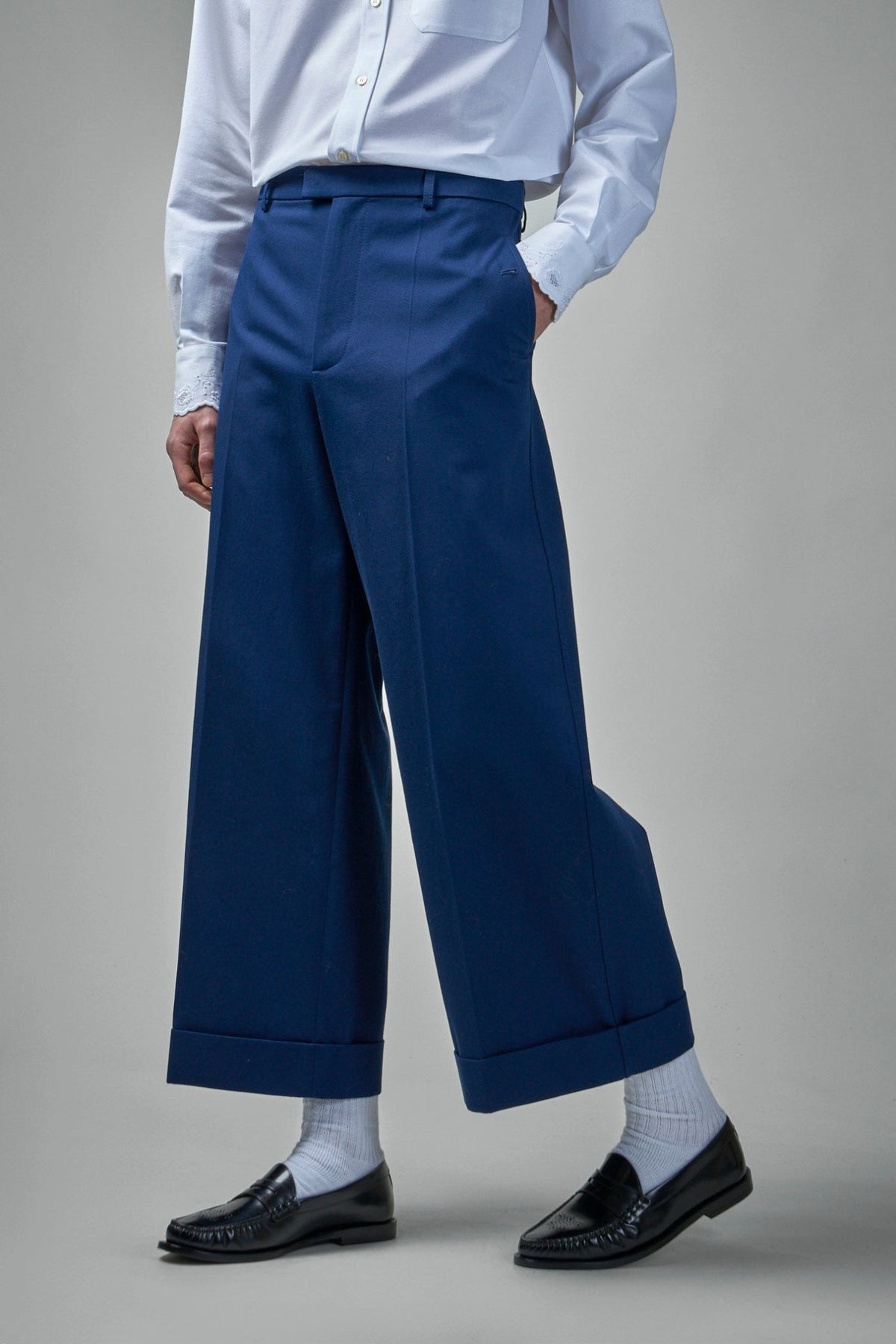 Full styling shot of Valentino cropped pants with contemporary silhouette
