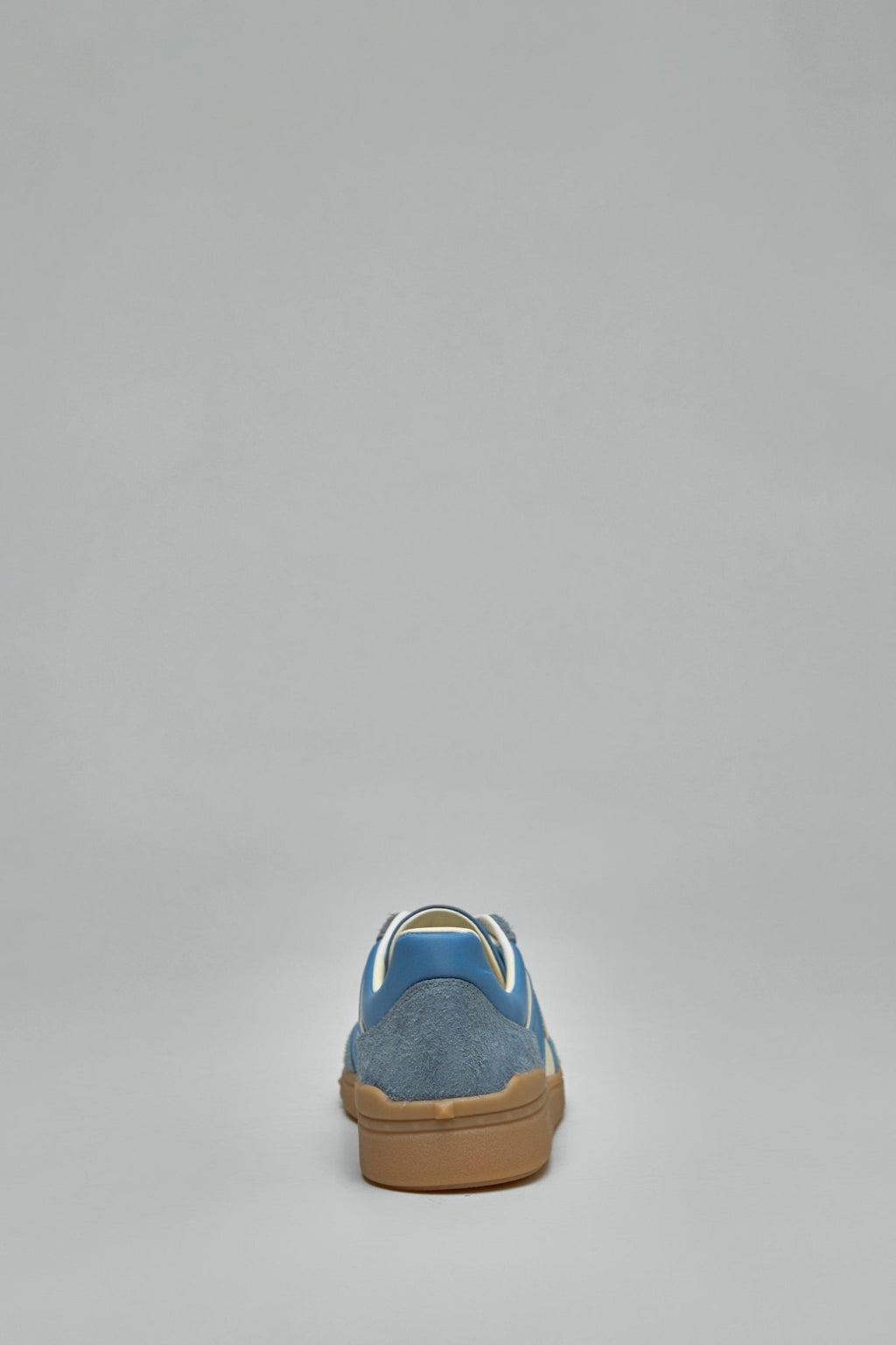 Valentino - Upvillage Sneakers - LABELS