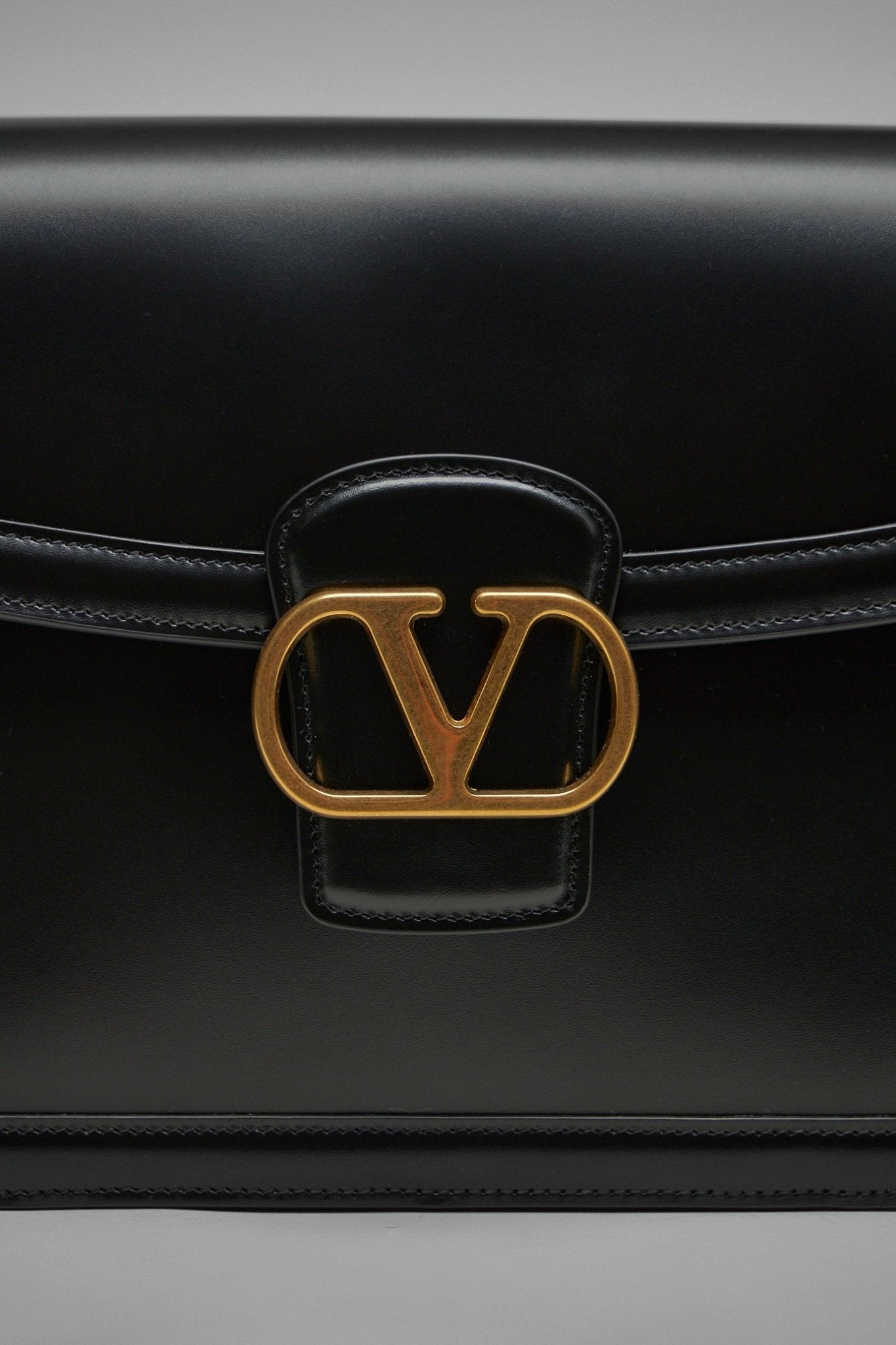 Valentino - Valentino Garavani 9to5 Smooth Calfskin Shoulder Bag - LABELS