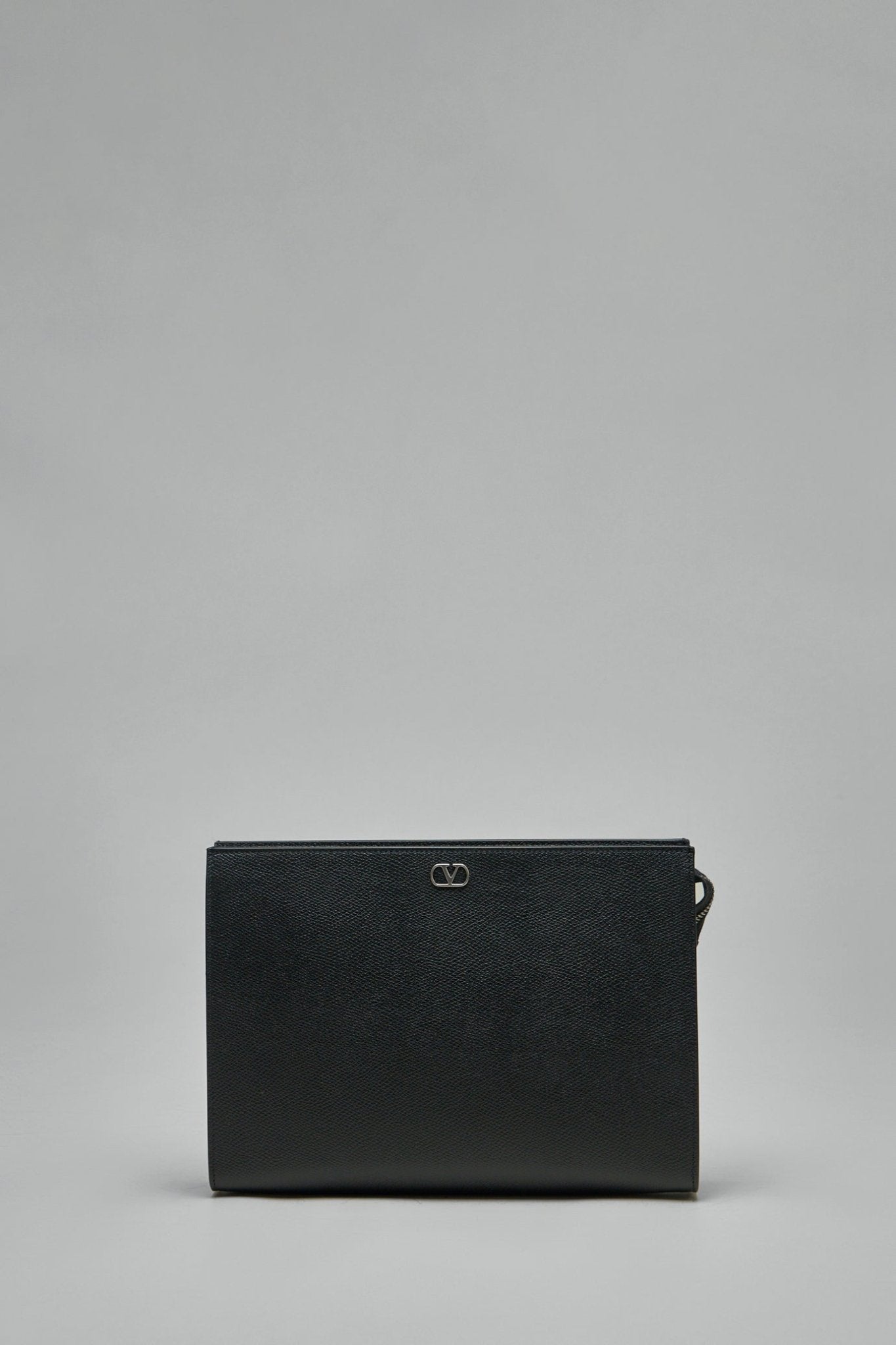 Valentino - VLogo Signature Grainy Calfskin Pouch - LABELS