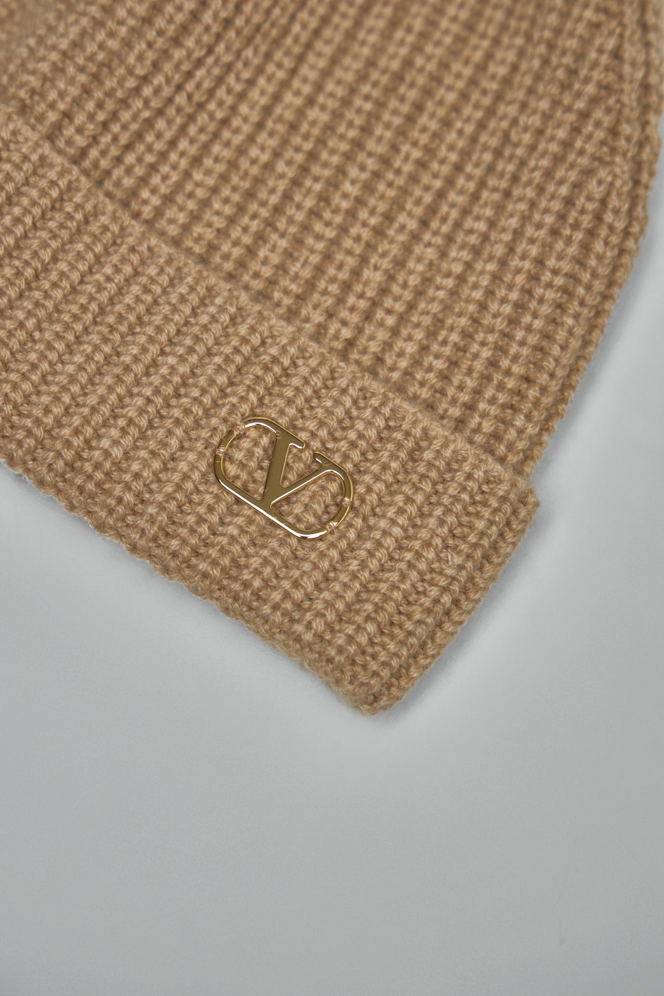 Valentino - VLogo Signature Knitted Beanie - LABELS
