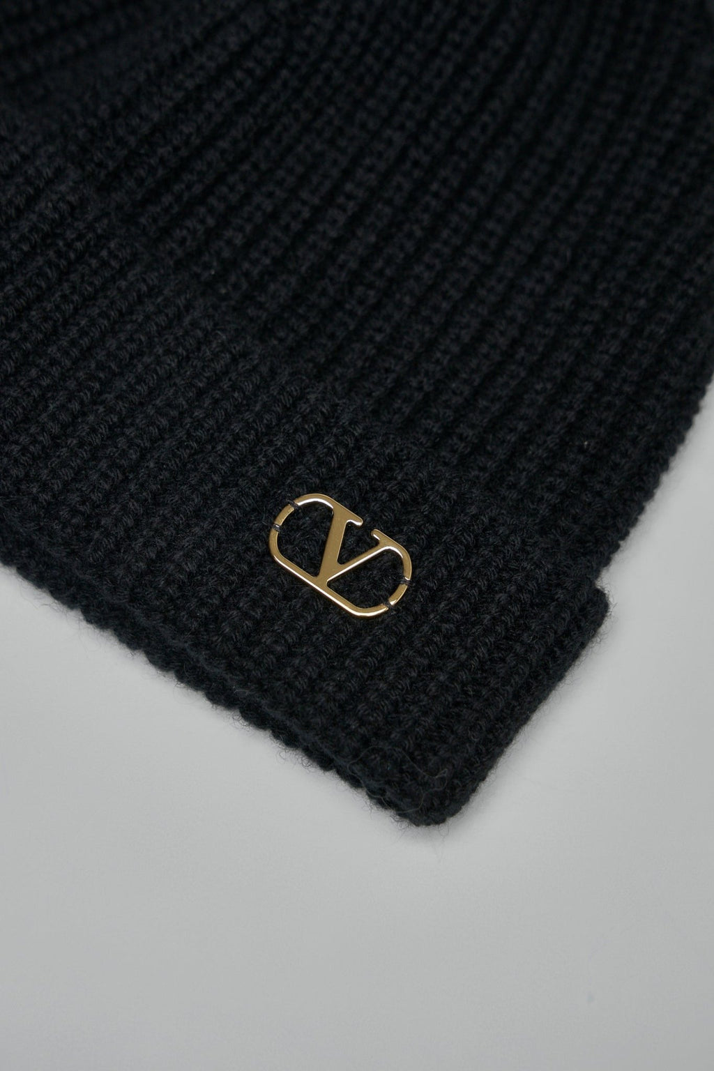 Valentino - VLogo Signature Knitted Beanie - LABELS
