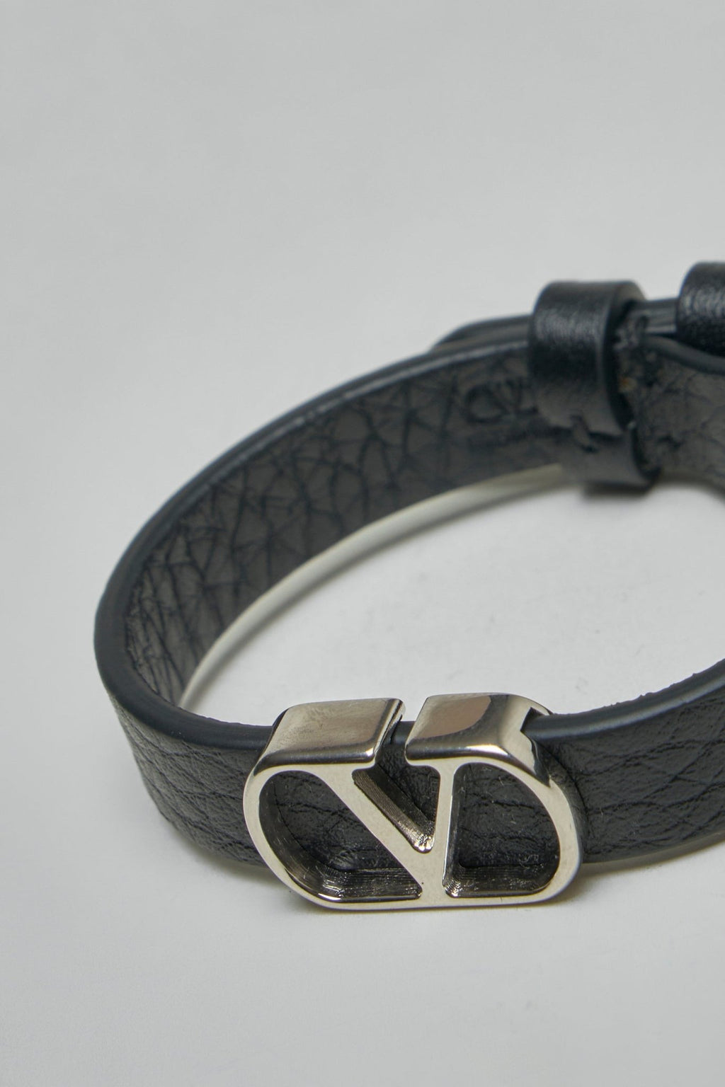 Valentino - VLogo Signature Leather Bracelet - LABELS