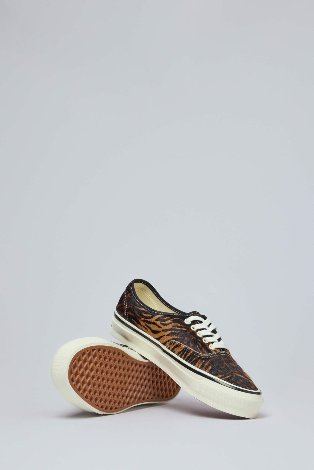 Vans - Authentic 44 Pony Hair - LABELS